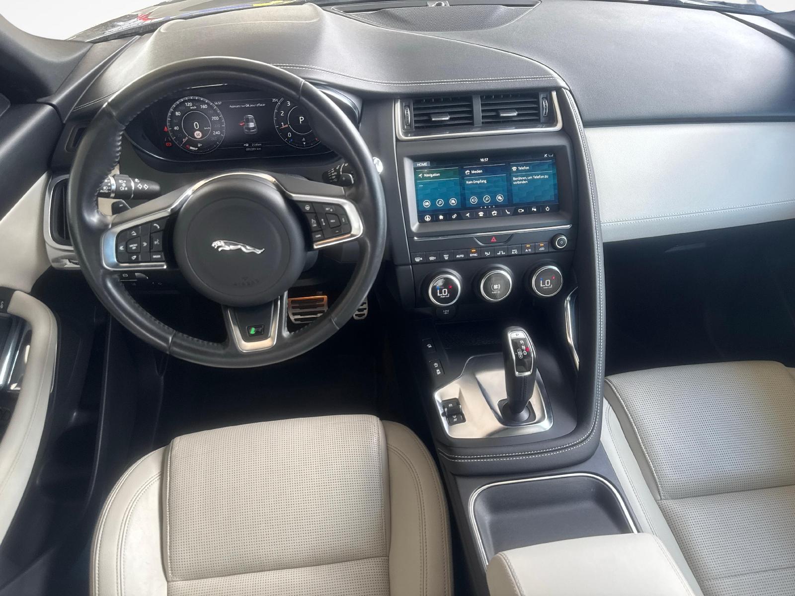 JAGUAR E-Pace 2.0 T 250 R-Dynamic S AWD-image-8