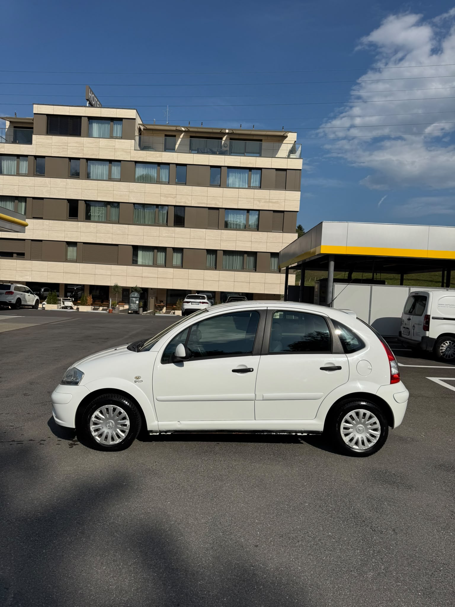 CITROEN C3 1.1i Essentiel-image-3