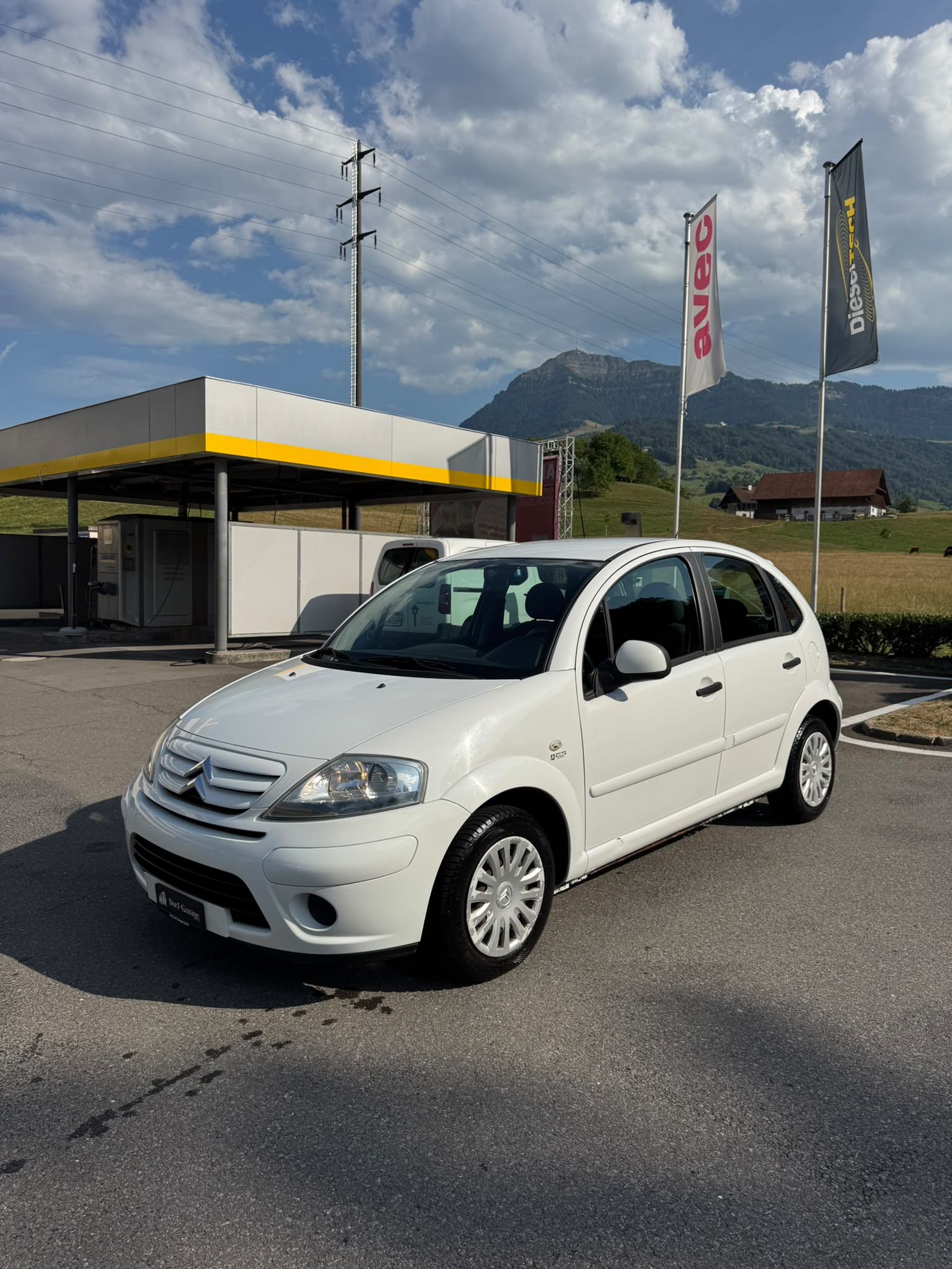 CITROEN C3 1.1i Essentiel-image-2