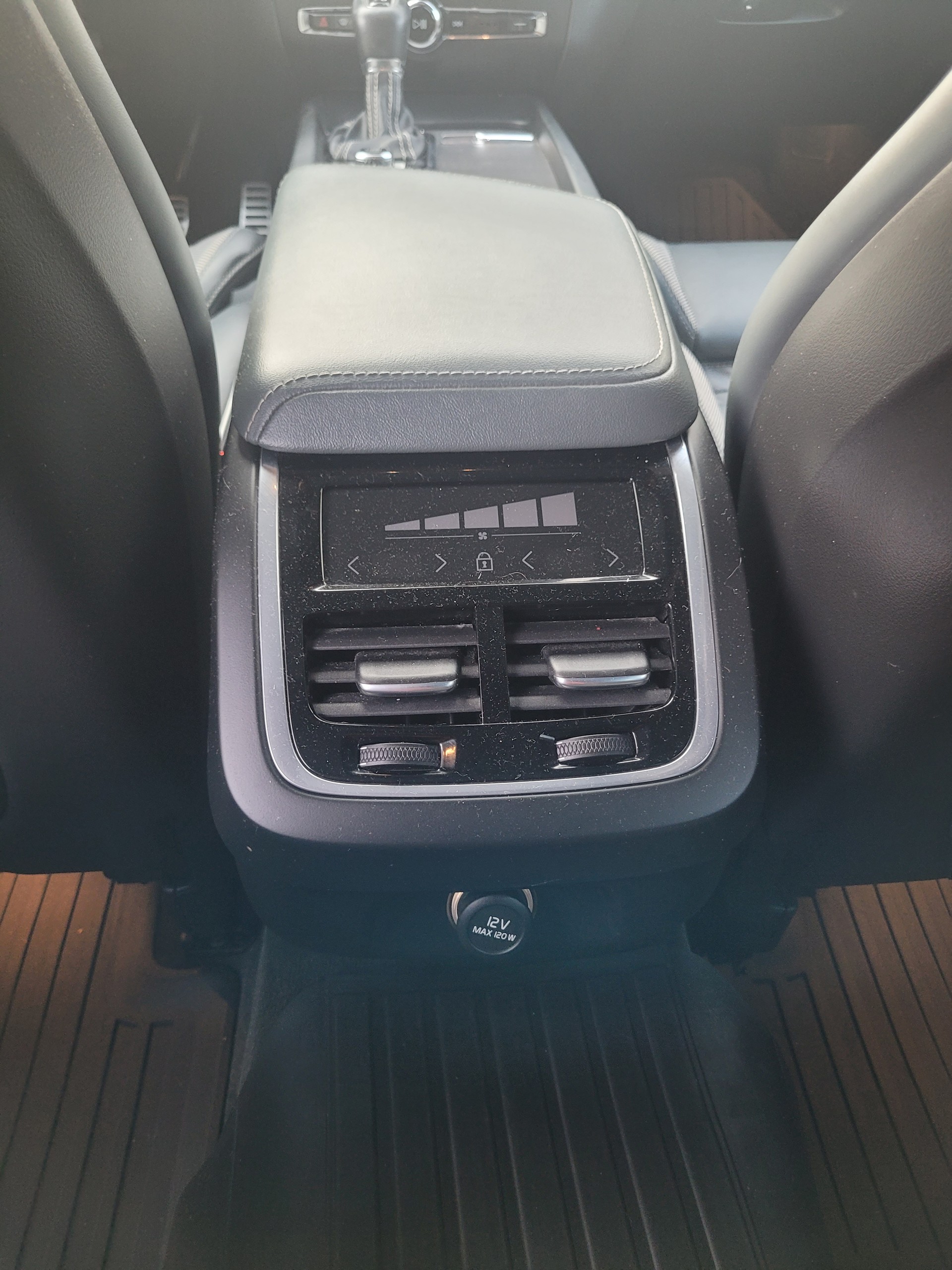 VOLVO V60 T5 R-Design Geartronic-image-12