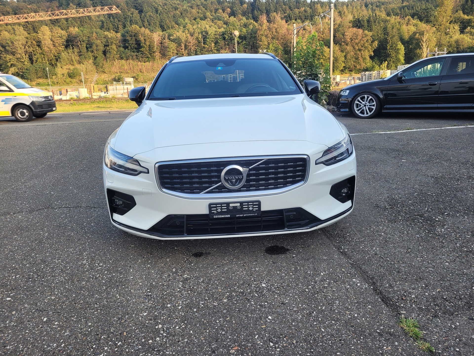 VOLVO V60 T5 R-Design Geartronic-image-0