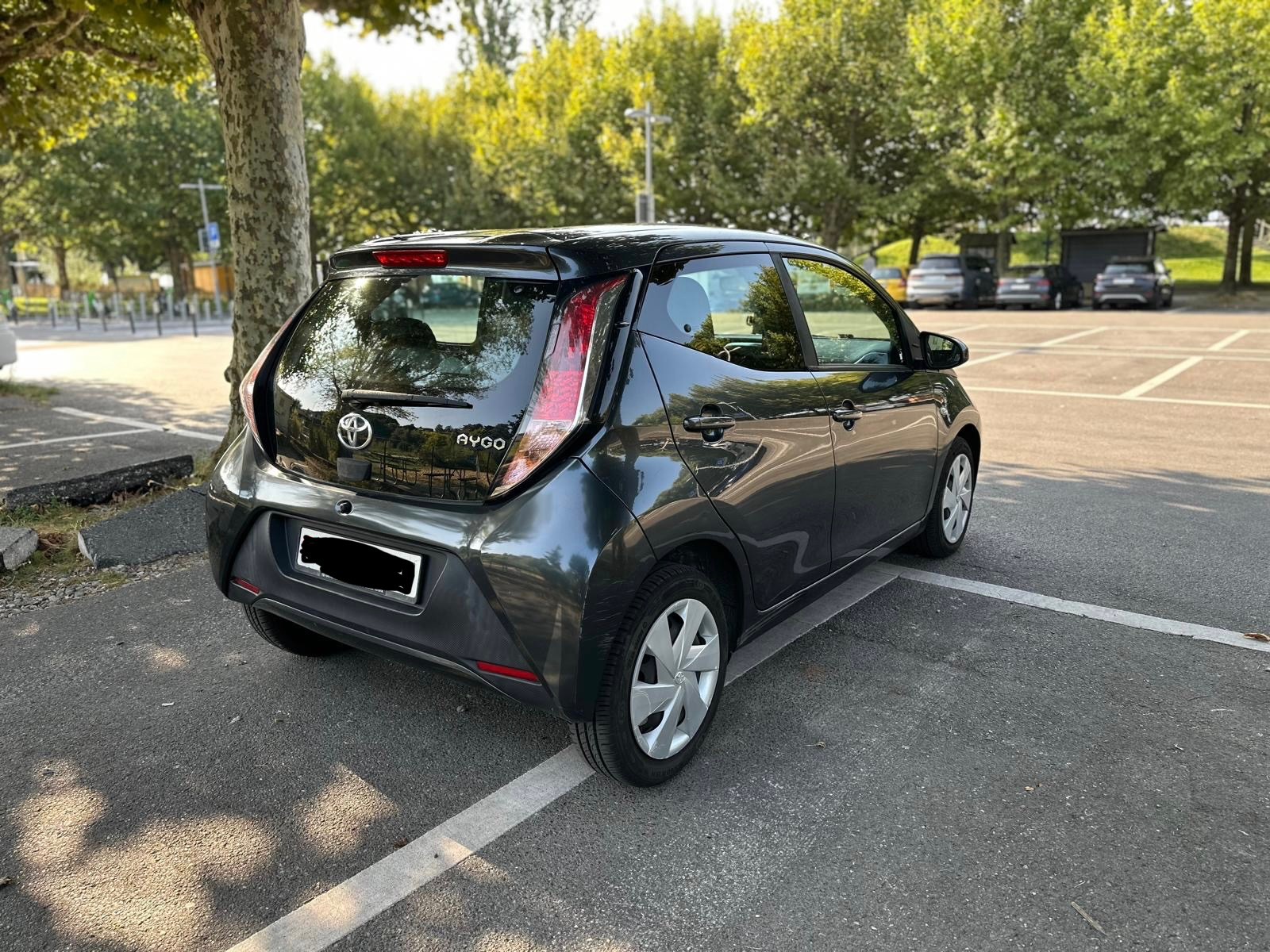 TOYOTA Aygo 1.0 VVT-i x / Expertisé / MFK-image-1