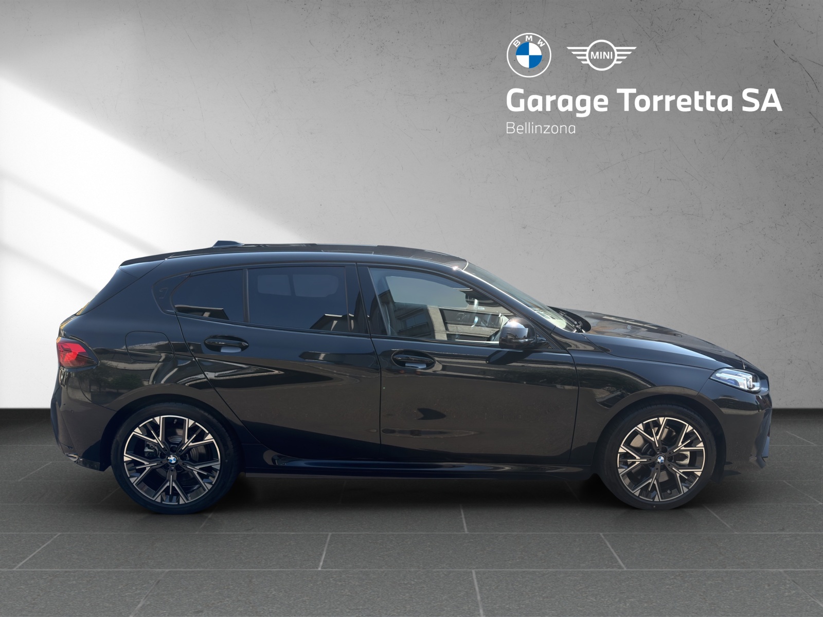 BMW 123 xDrive M Sport Steptronic-image-5