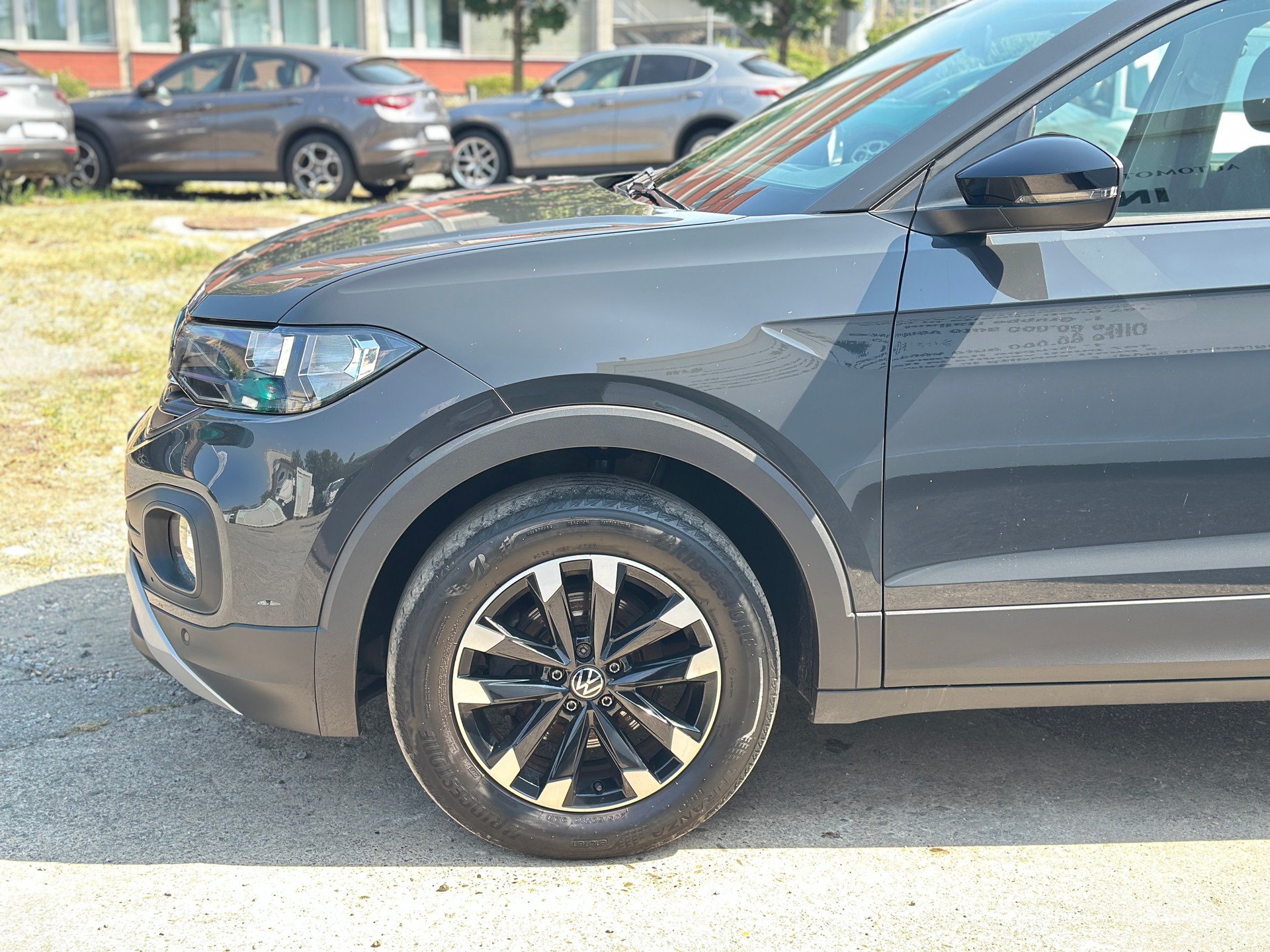 VW T-Cross 1.0 TSI-image-3