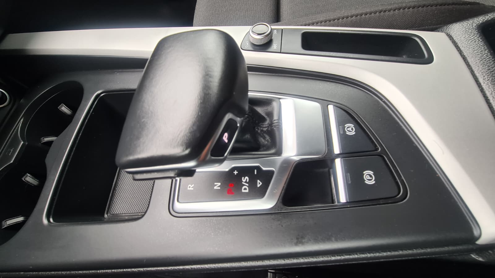 AUDI A4 Avant 35 TDI S-tronic ** Gr-Navi ** Tempomat ** PDC V+H ** Modell 2021 ** Audi Virtual Cockpit ** Frisch Ab MFK & Service **-image-12