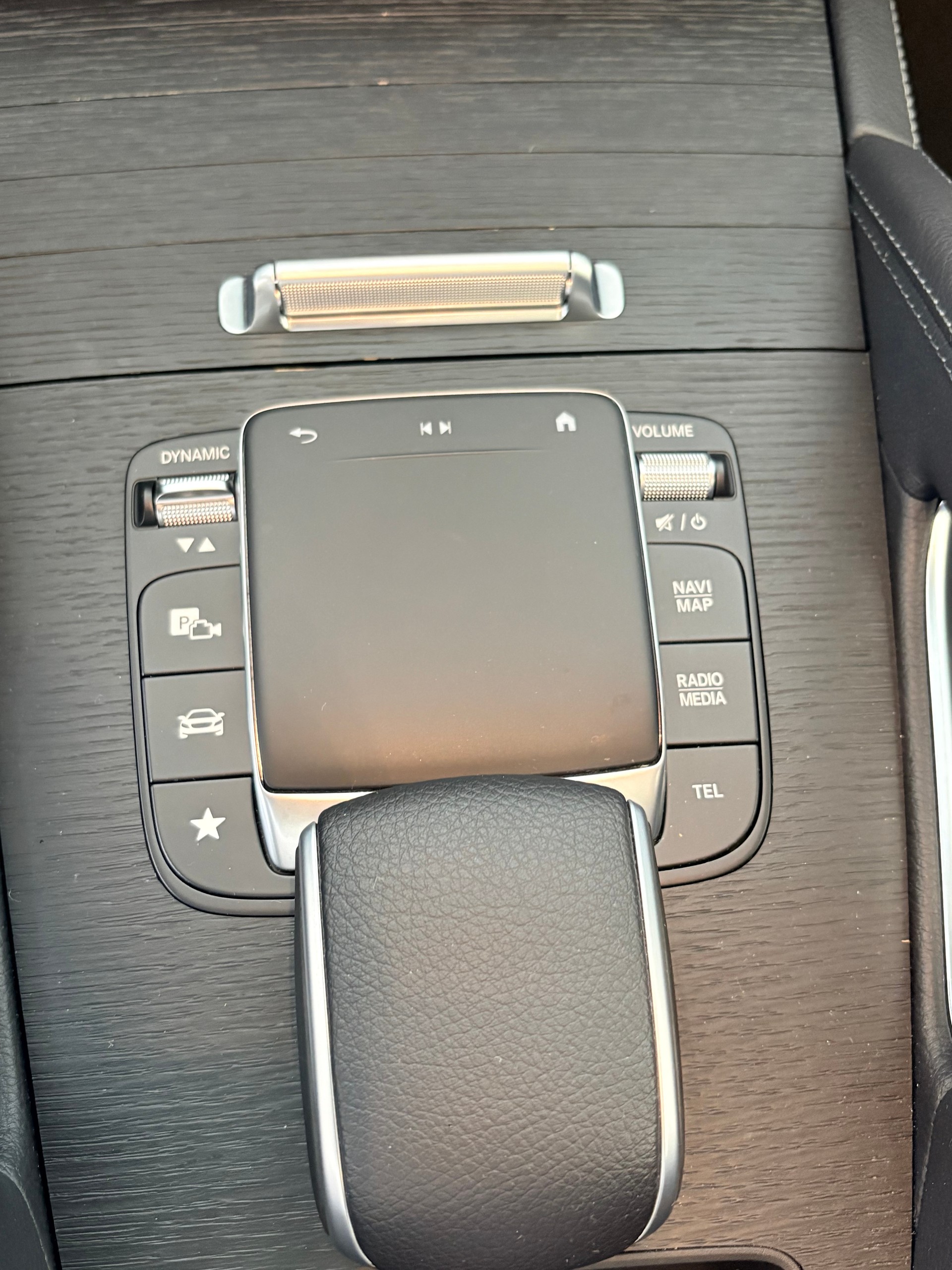 MERCEDES-BENZ GLE 350 e AMG Line 4matic-image-16