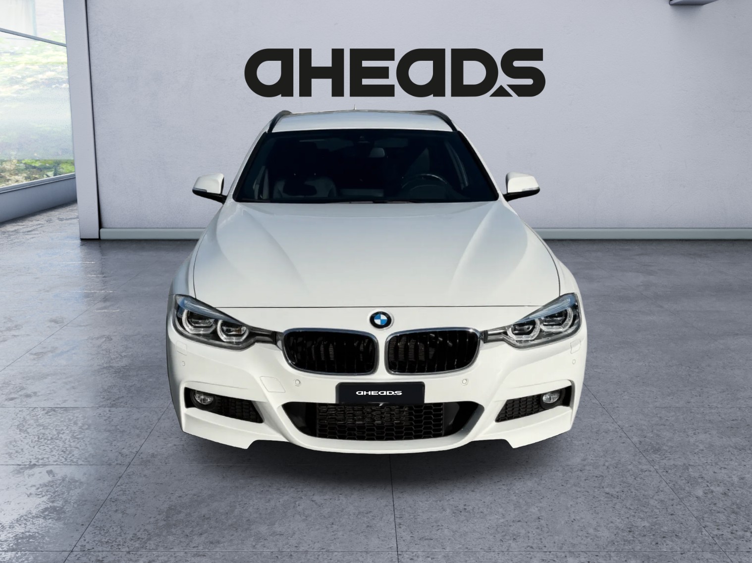 BMW 330i xDrive Touring M Sport Steptronic-image-4