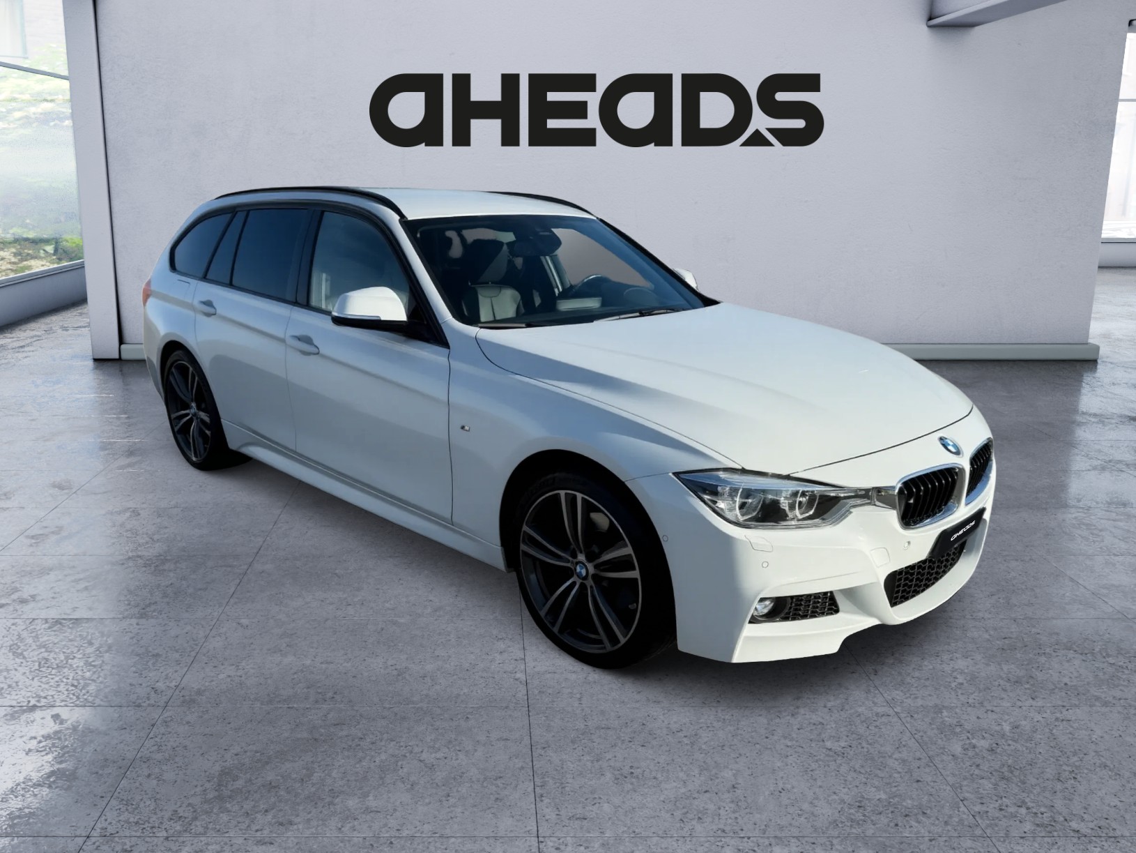 BMW 330i xDrive Touring M Sport Steptronic-image-3