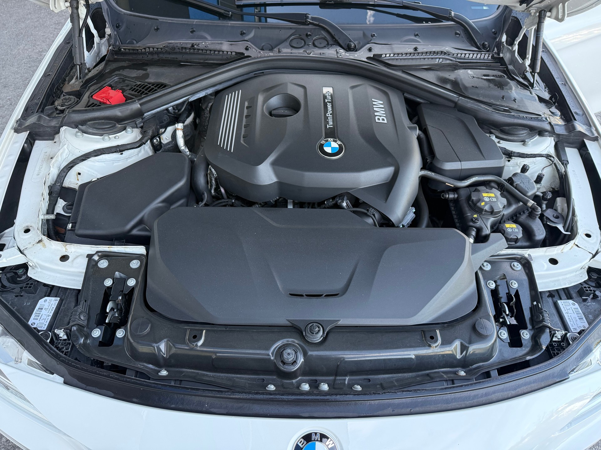 BMW 330i xDrive Touring M Sport Steptronic-image-26