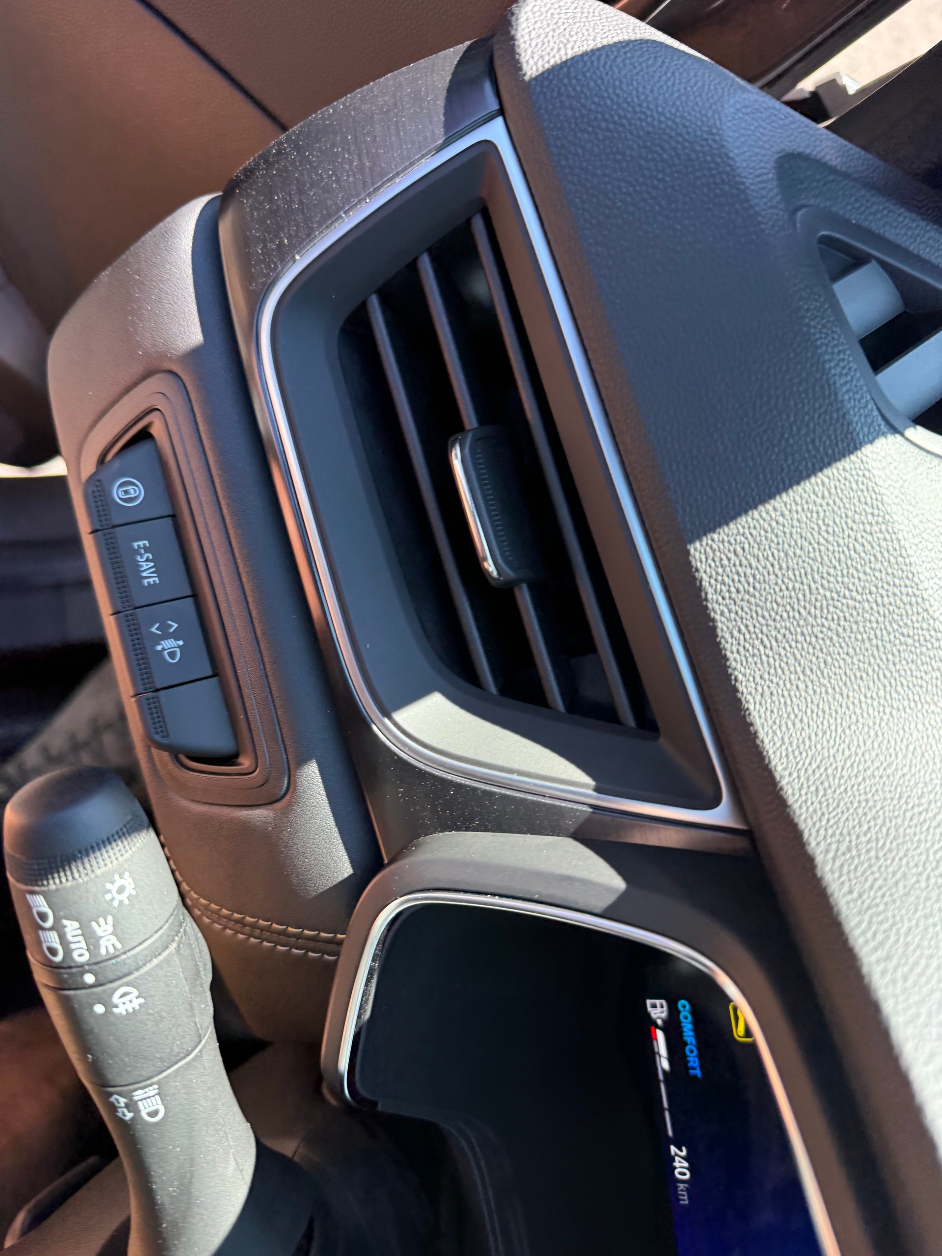 RENAULT Symbioz 1.6 E-Tech Iconic-image-12