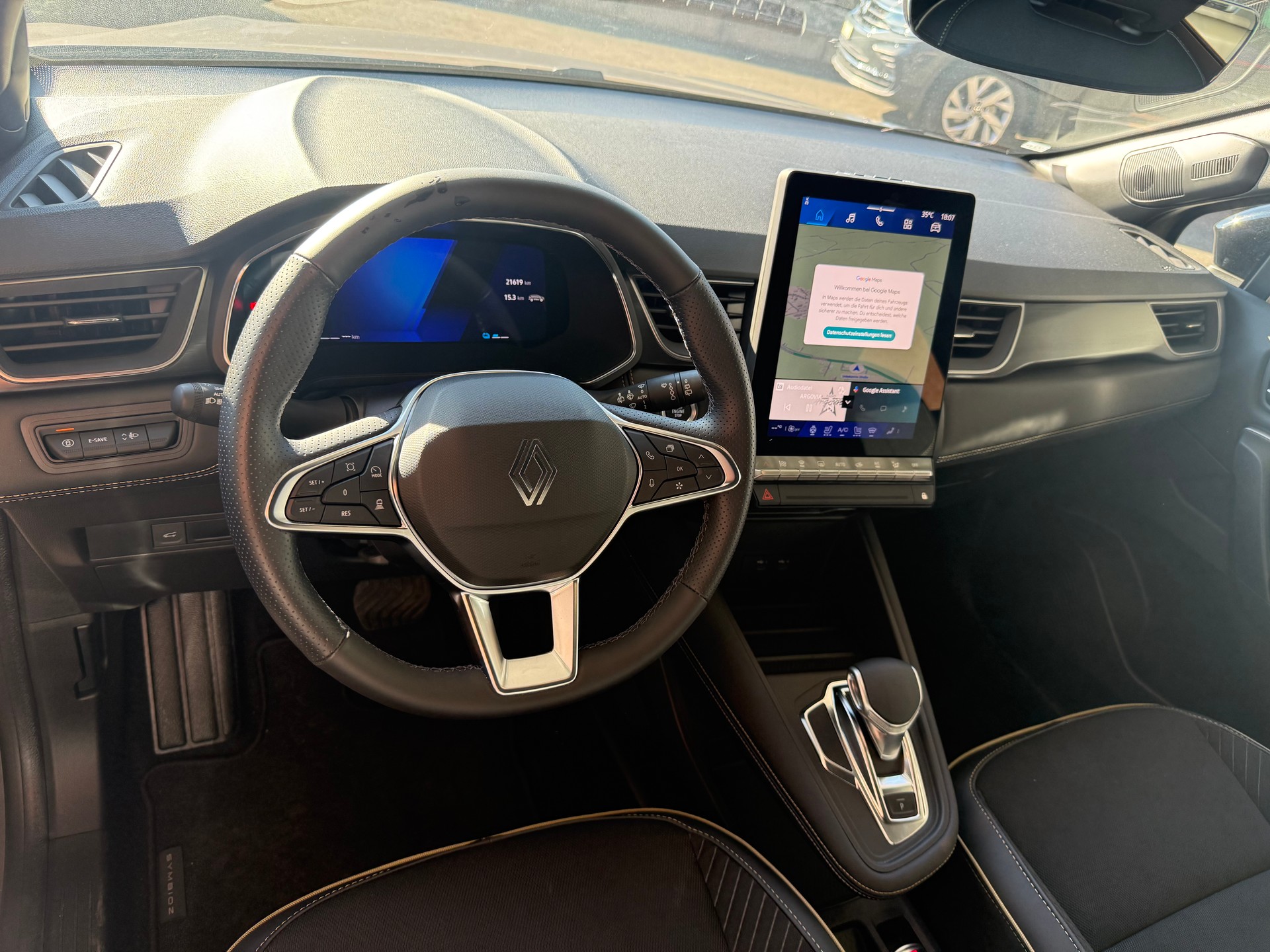 RENAULT Symbioz 1.6 E-Tech Iconic-image-3