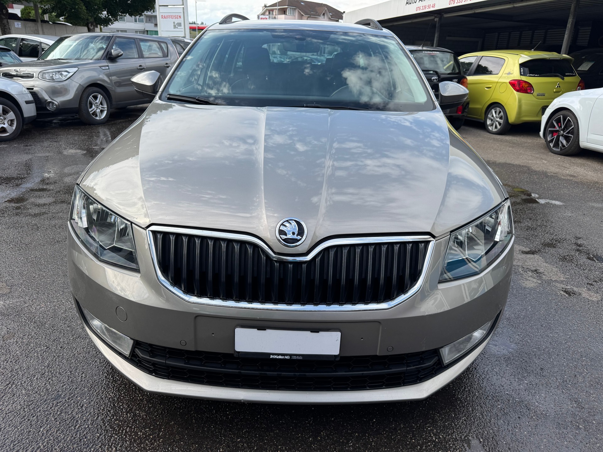 SKODA Octavia Combi 1.4 TSI Style DSG-image-0