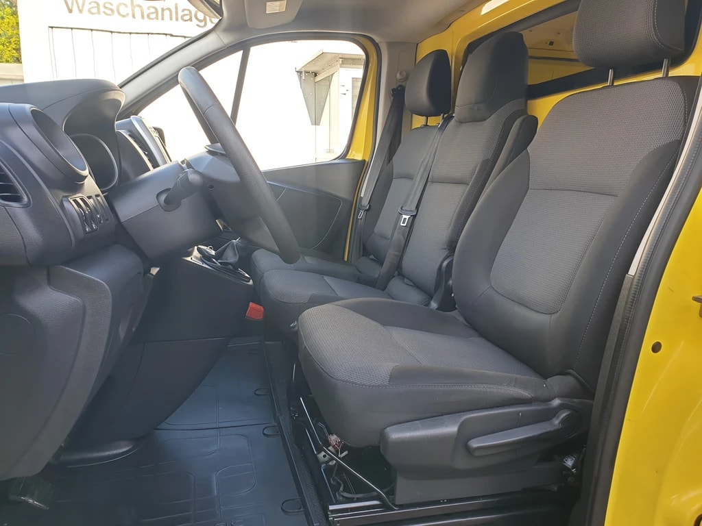 RENAULT Trafic 2.0 ENERGY dCi145 3.0t Business L2H1 ** L2 H1 **146 PS ** Navi ** RF-Kamera ** AHK ** 3-Plätzer ** Werkstatt-Einrichtung-image-10