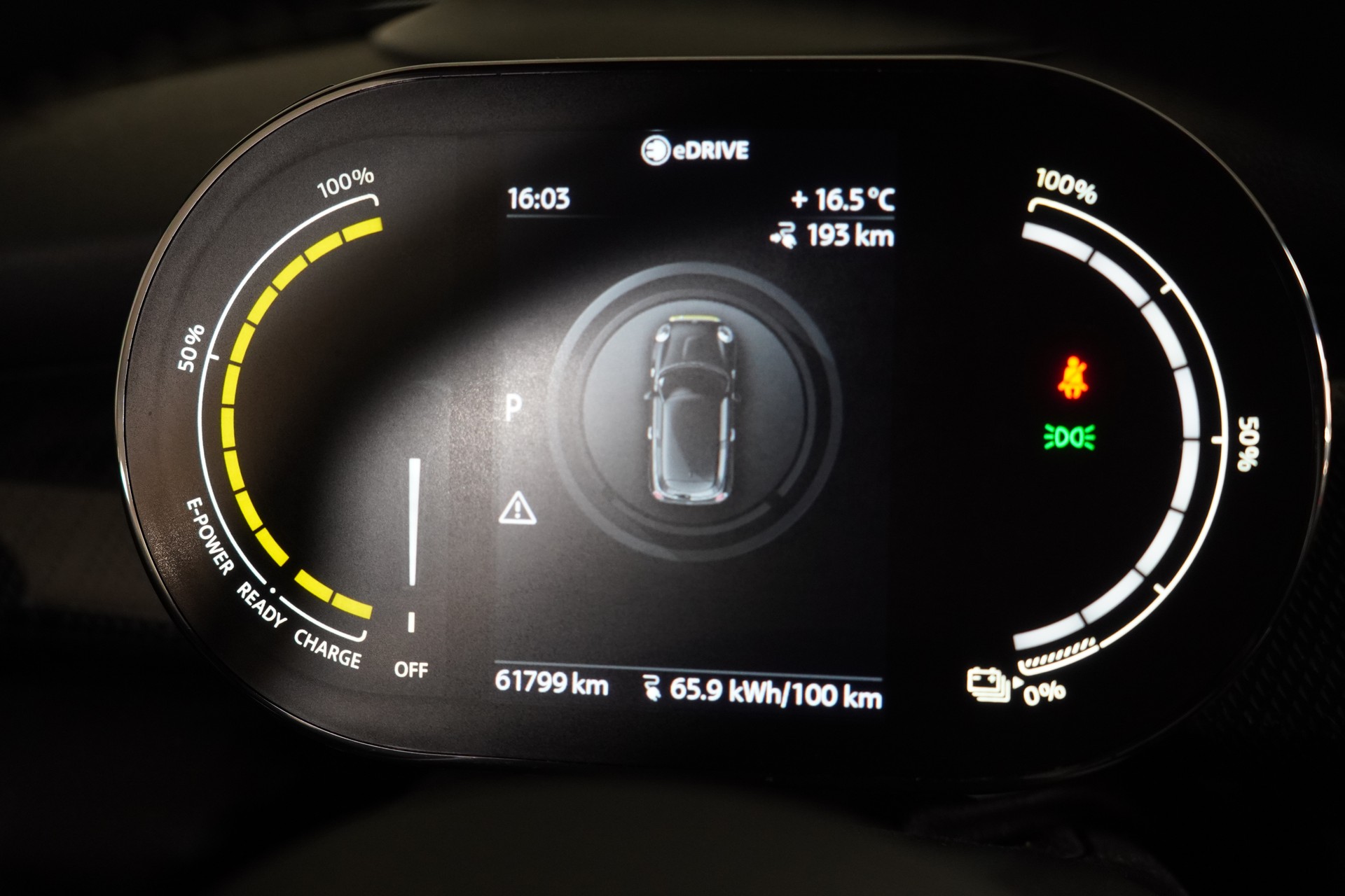 MINI Cooper SE-image-23