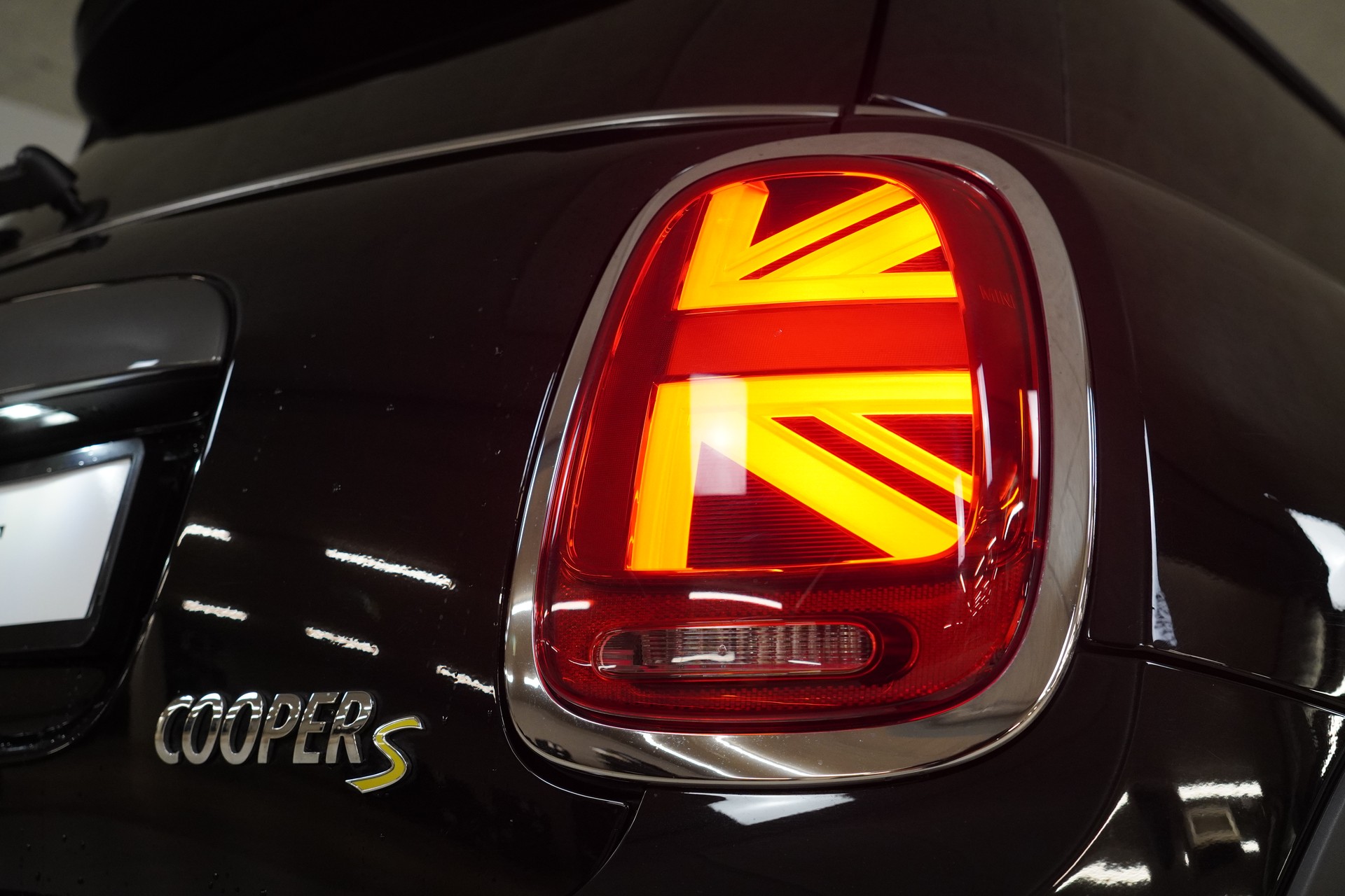 MINI Cooper SE-image-16