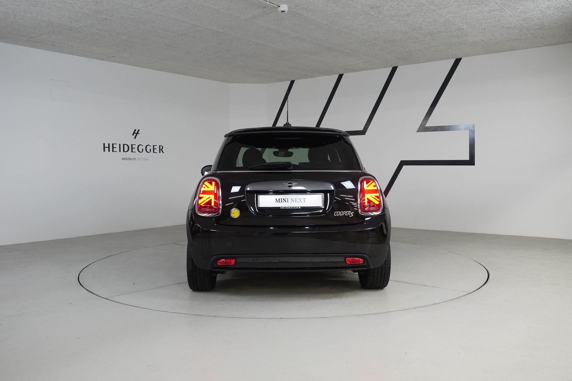 MINI Cooper SE-image-6
