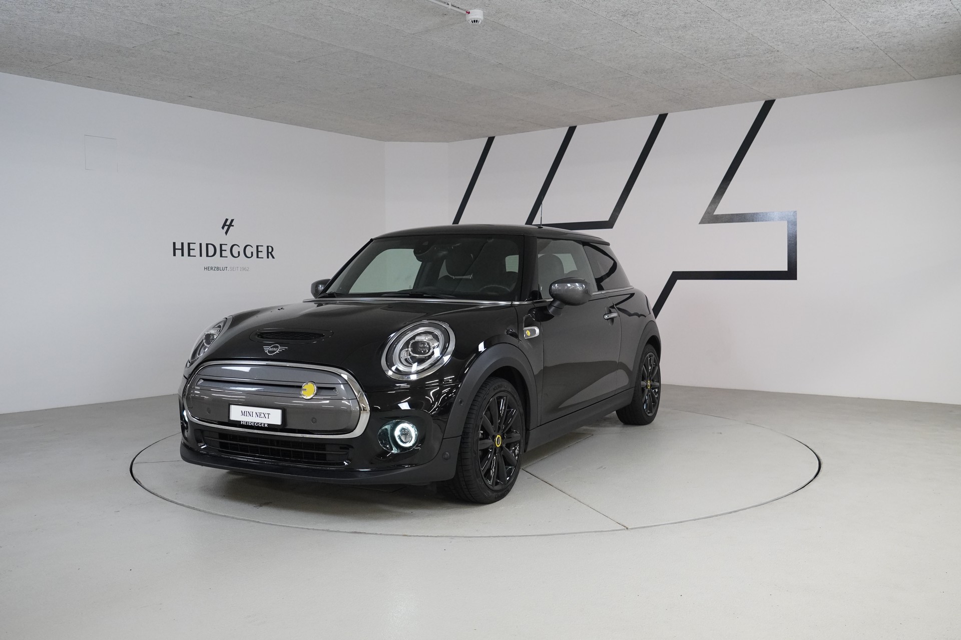 MINI Cooper SE-image-0