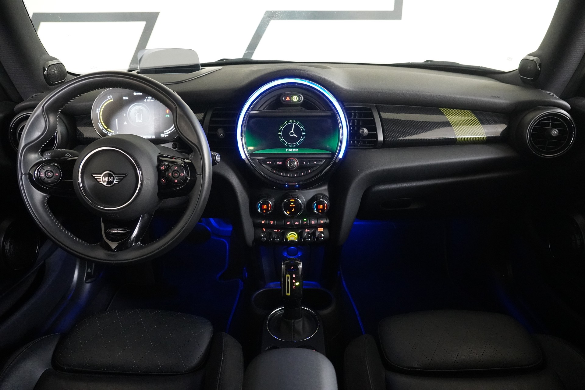 MINI Cooper SE-image-18