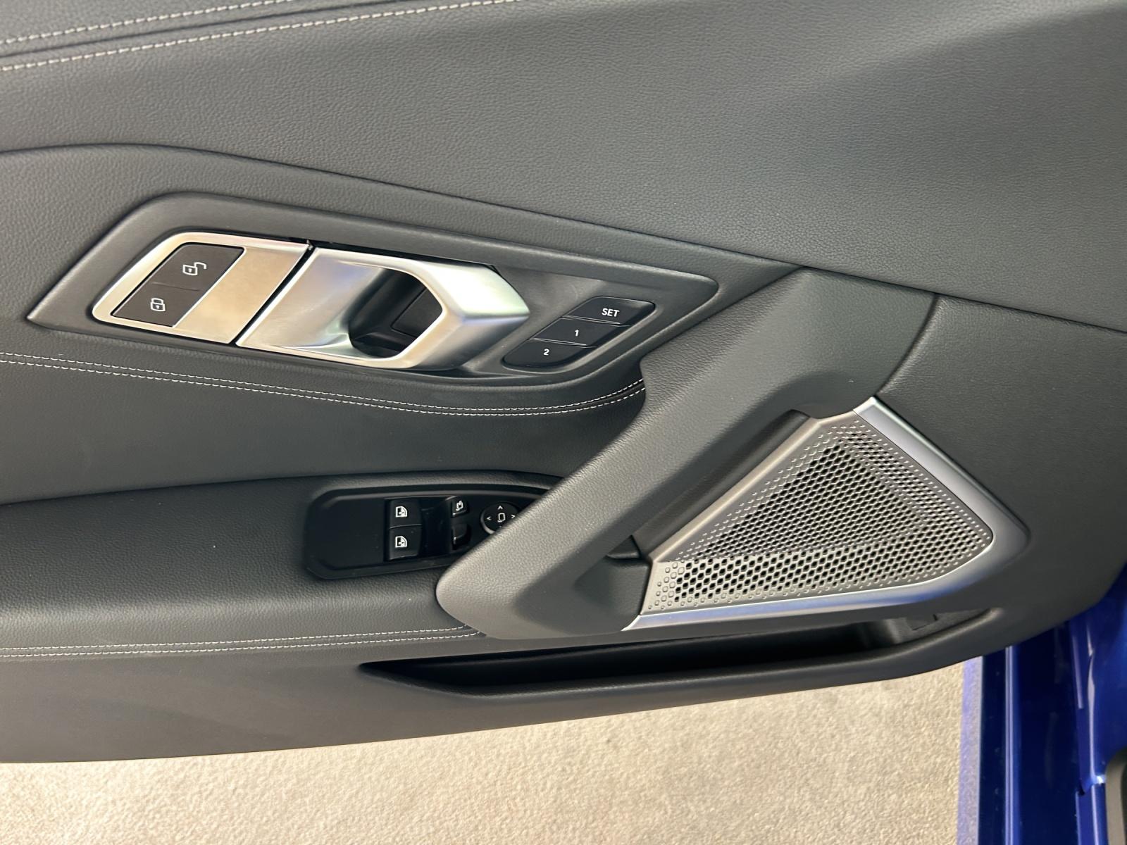 BMW Z4 20i sDrive-image-22
