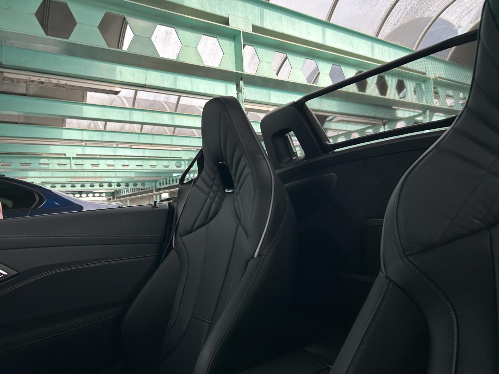 BMW Z4 20i sDrive-image-16