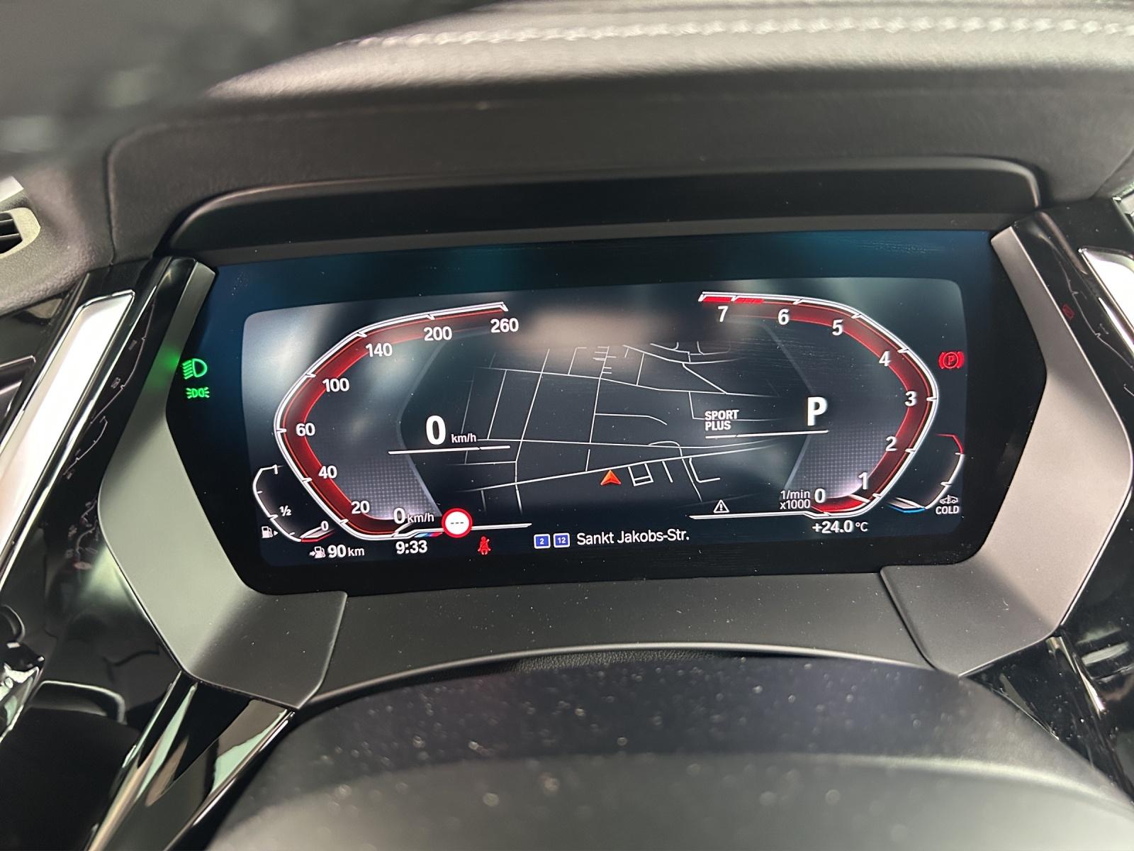 BMW Z4 20i sDrive-image-13