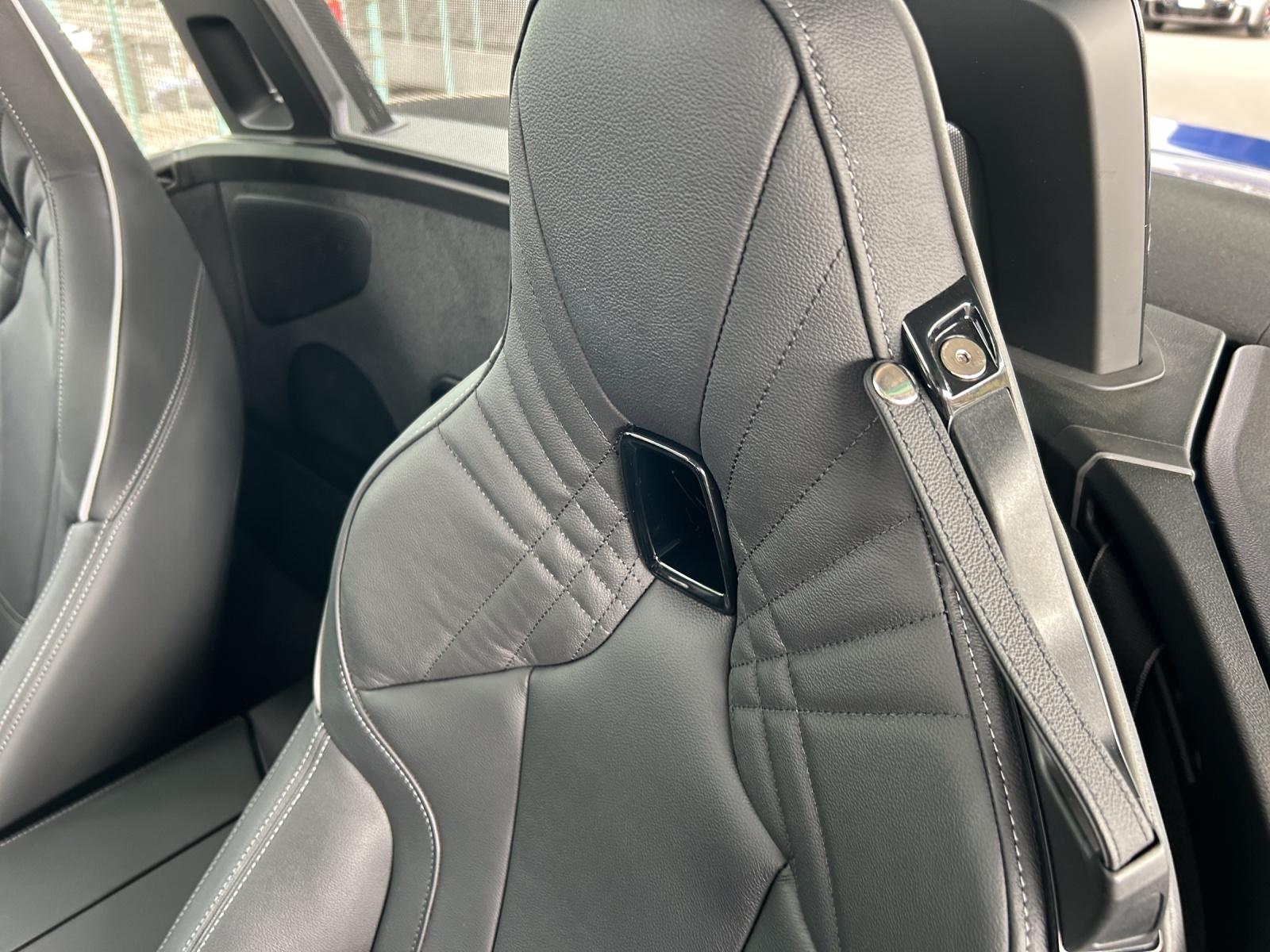 BMW Z4 20i sDrive-image-17