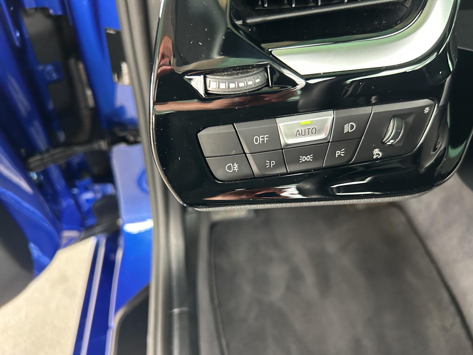 BMW Z4 20i sDrive-image-25