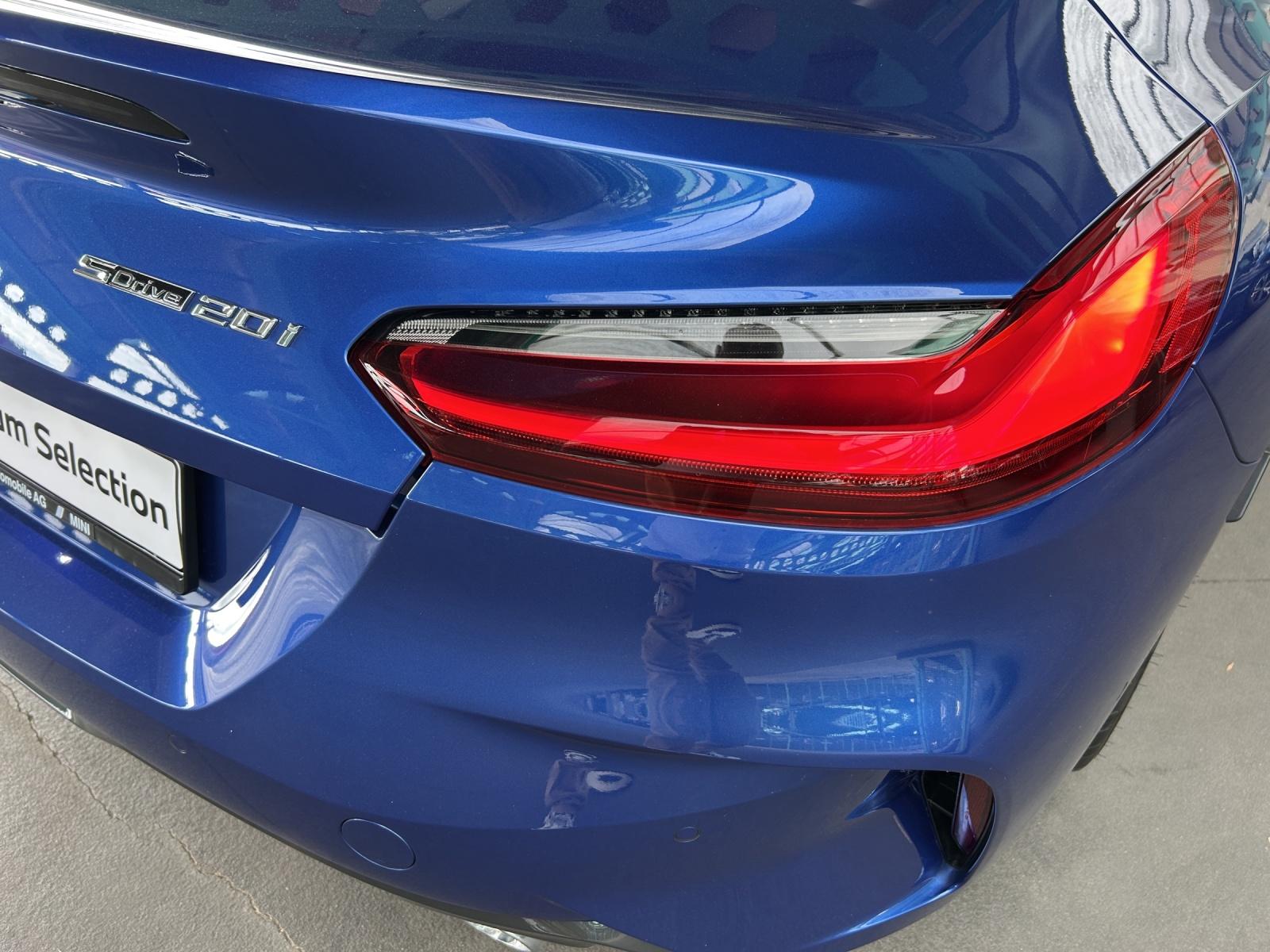 BMW Z4 20i sDrive-image-28