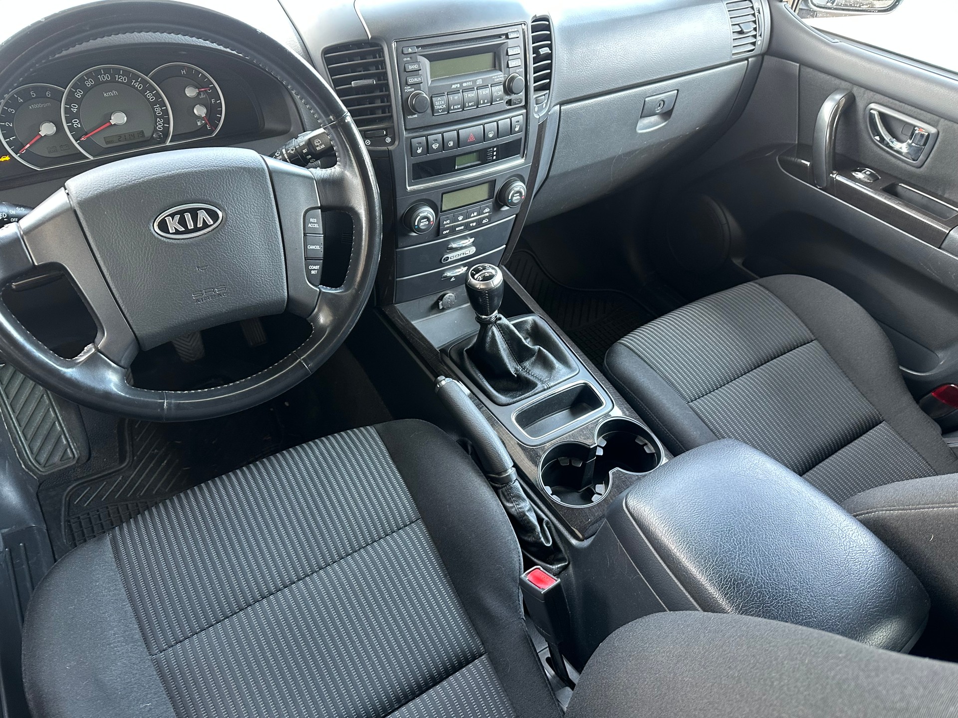 KIA Sorento 2.5 CRDI Style-image-4