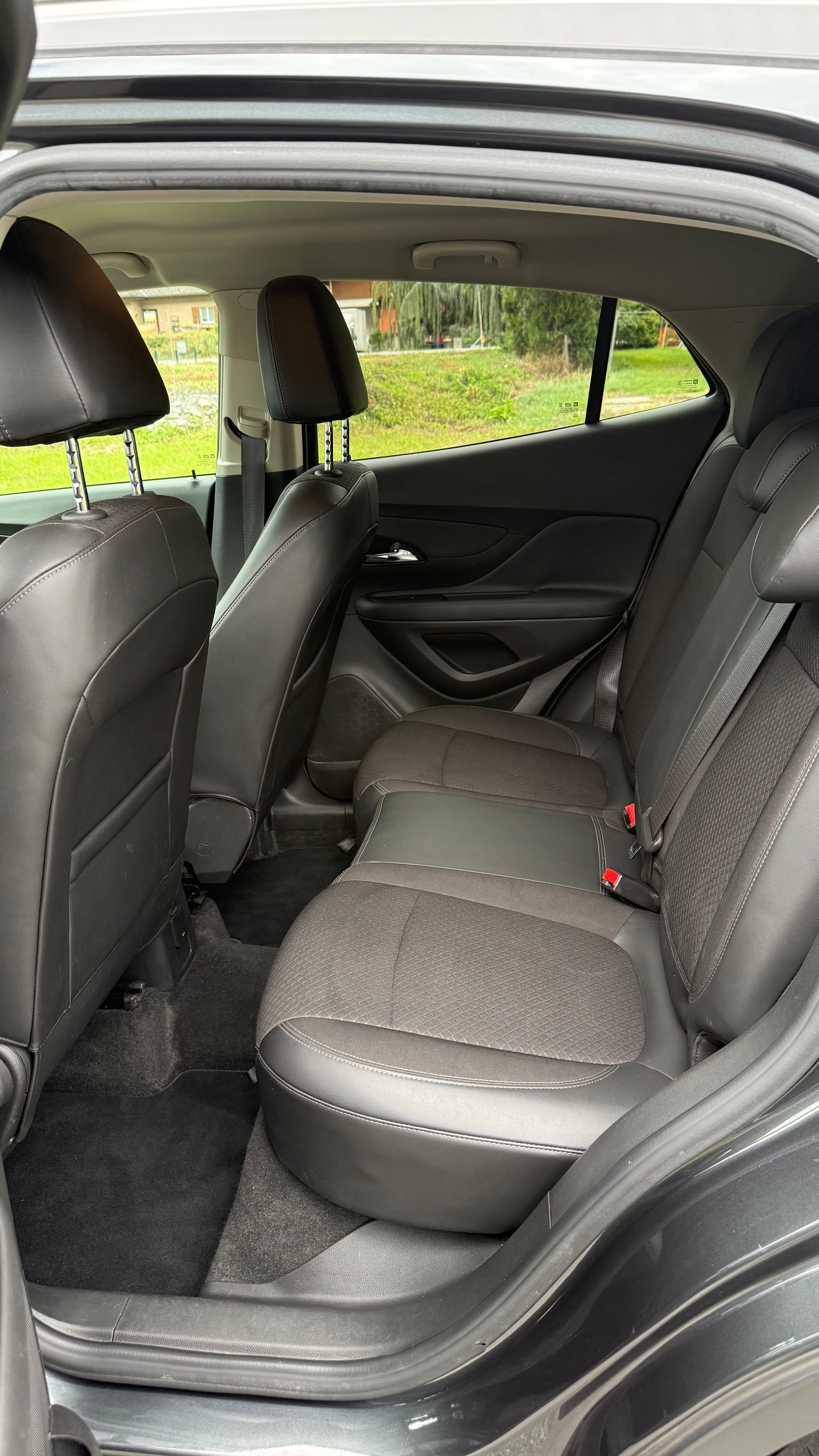 OPEL Mokka X 1.4i 16V Turbo Black Edition 4WD Automatik-image-8