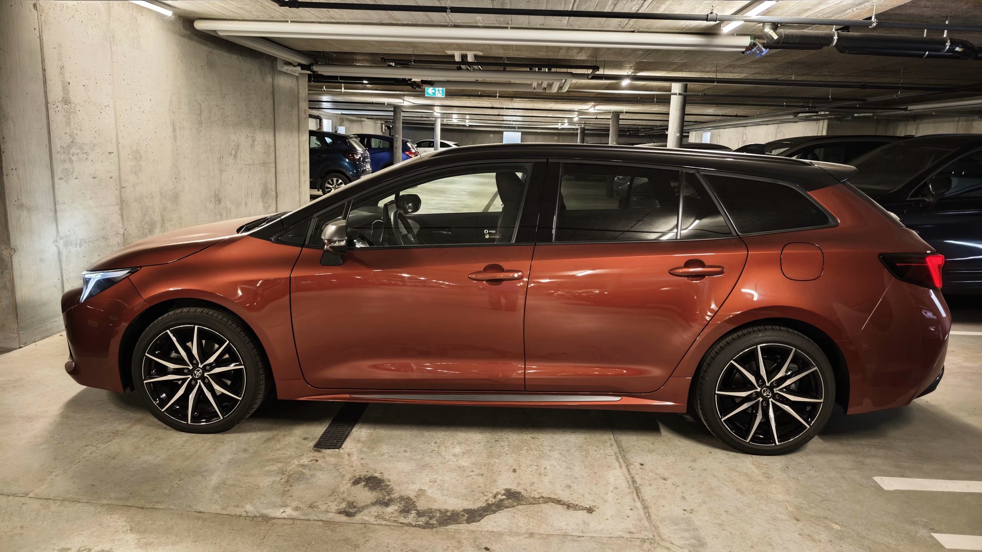 TOYOTA Corolla 2.0 HSD TS GR Sport-image-1