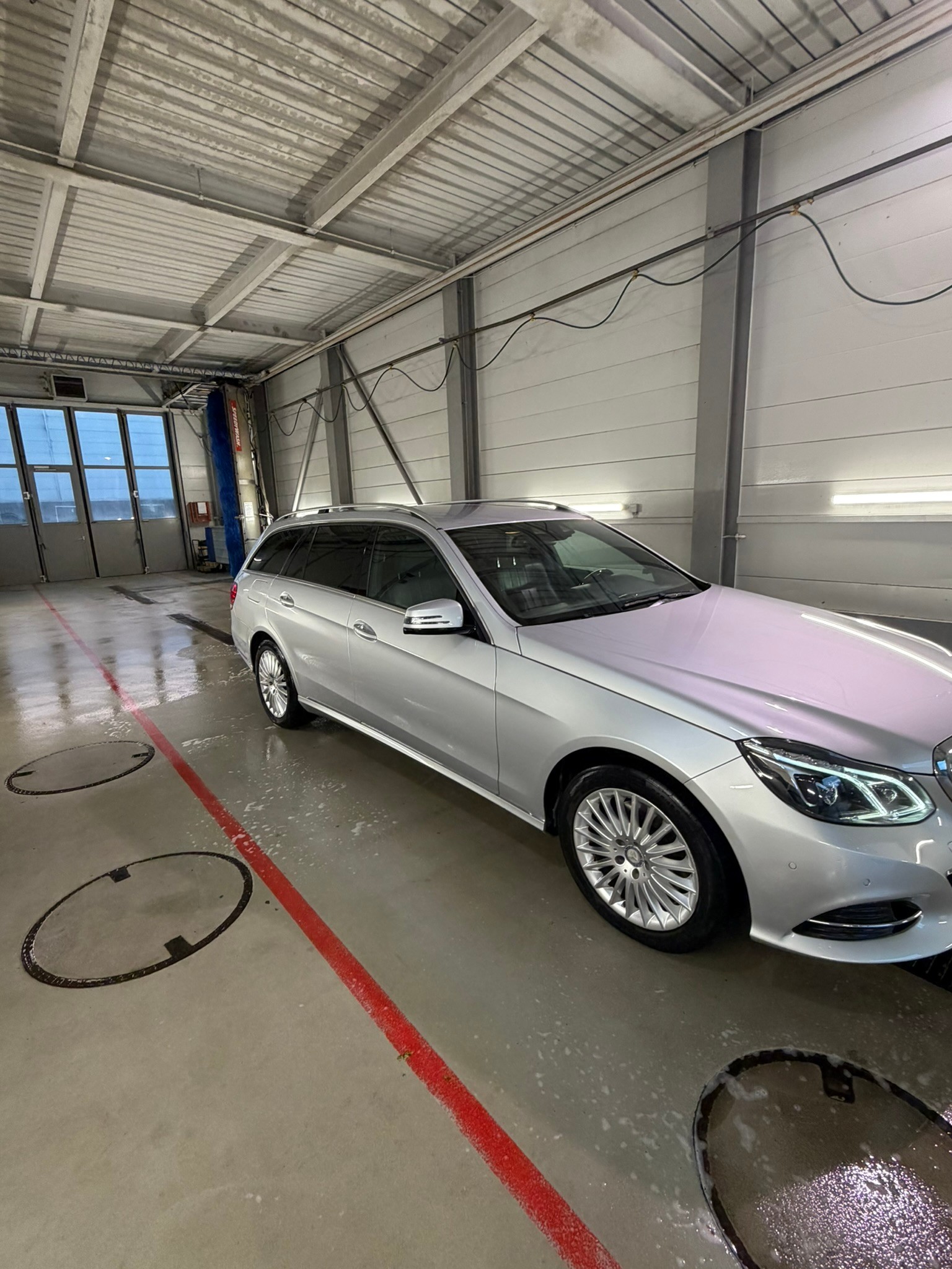 MERCEDES-BENZ E 250 CDI Elegance 4m-image-1