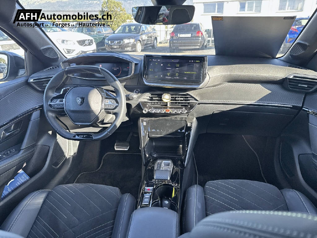 PEUGEOT 208 1.2 Hybrid 145 GT-image-9