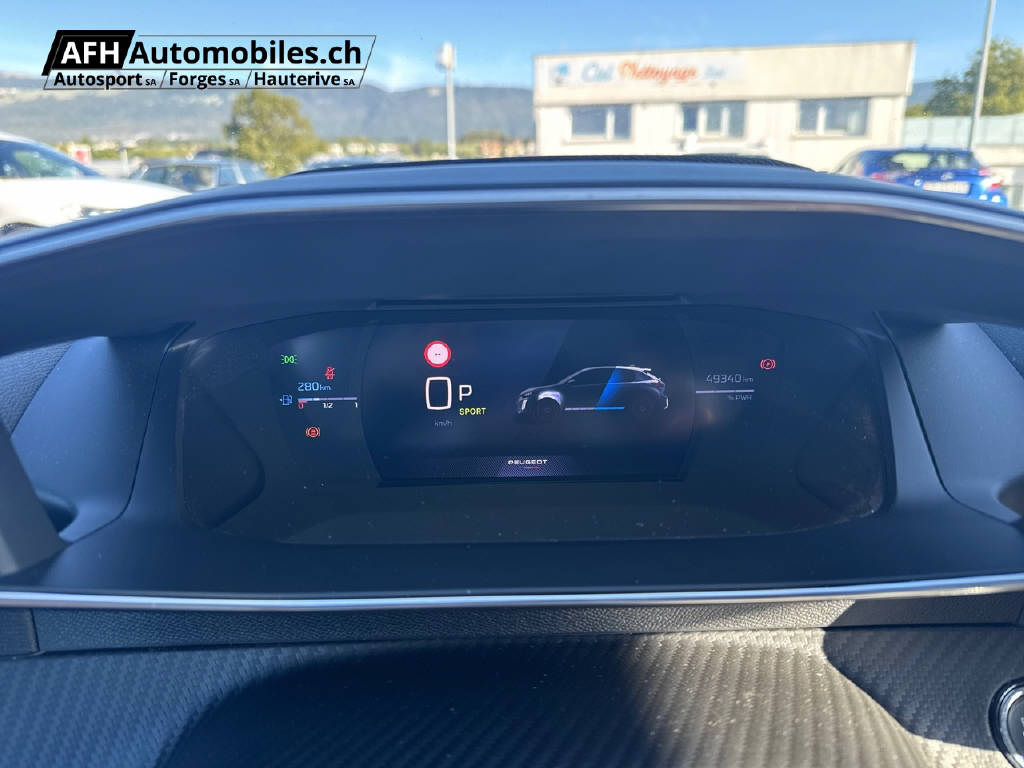 PEUGEOT 208 1.2 Hybrid 145 GT-image-11
