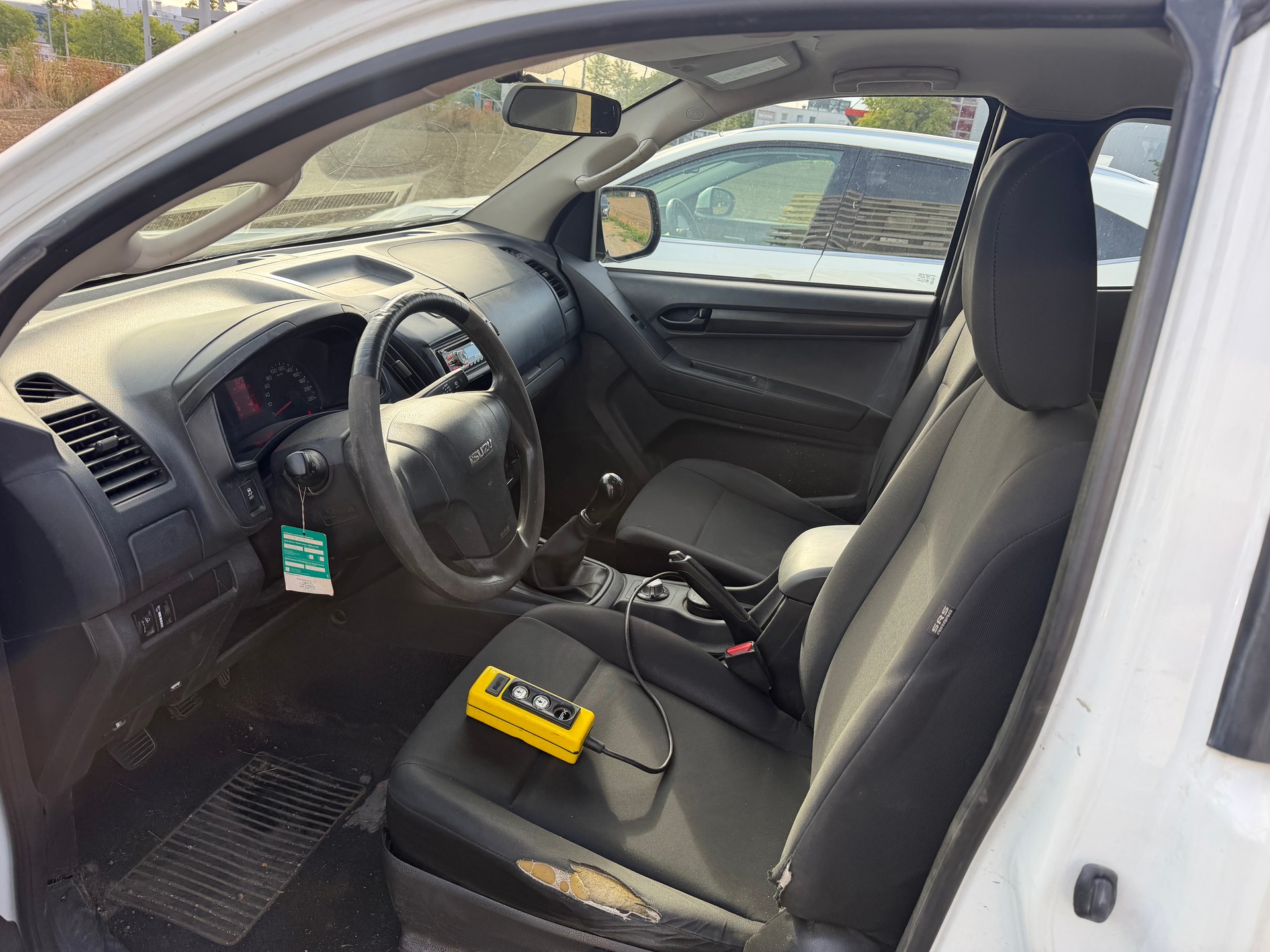 ISUZU D-MAX 2.5 SingleCab Satellite 4x4-image-5