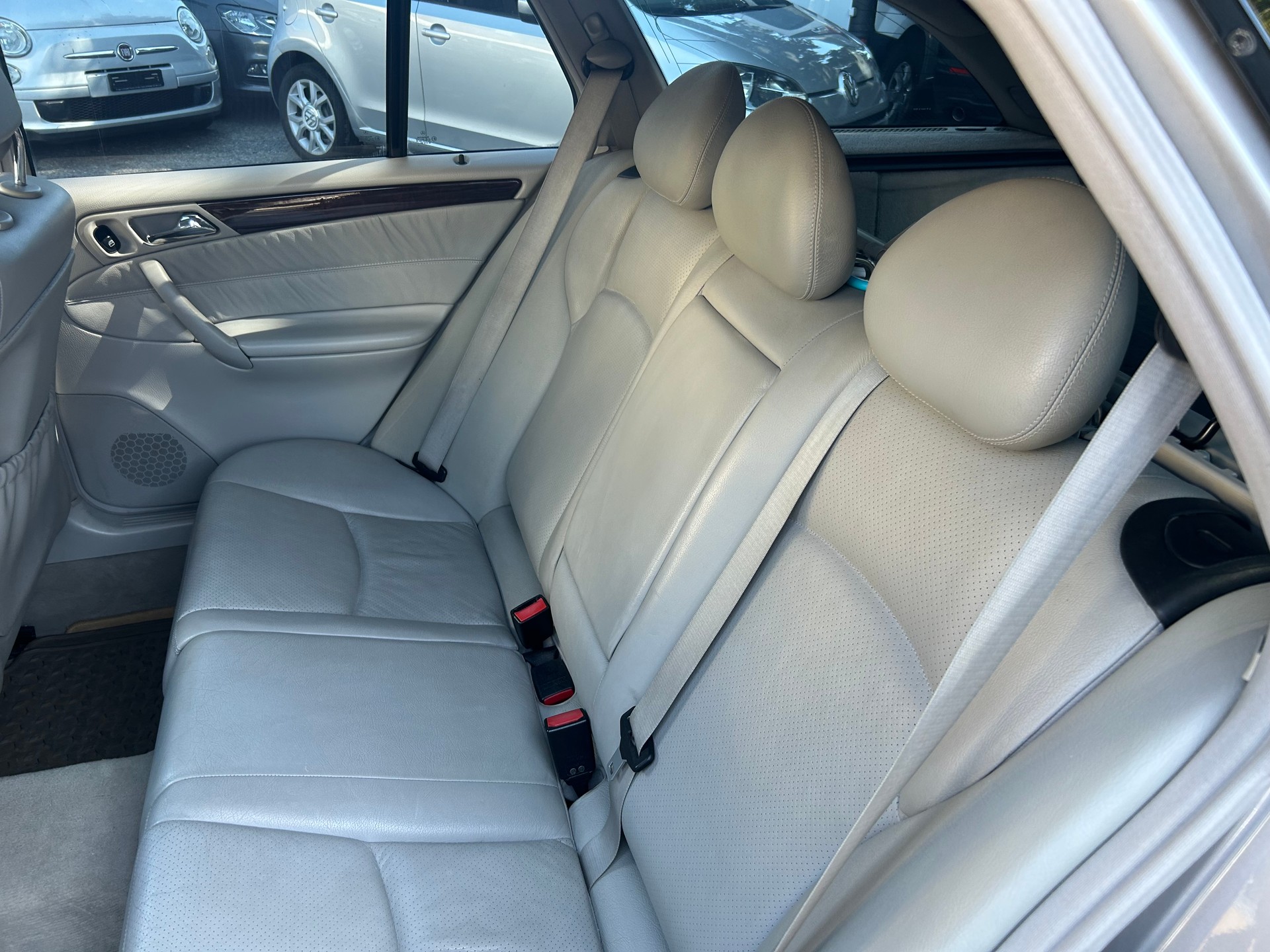 MERCEDES-BENZ C 270 CDI Elégance-image-9