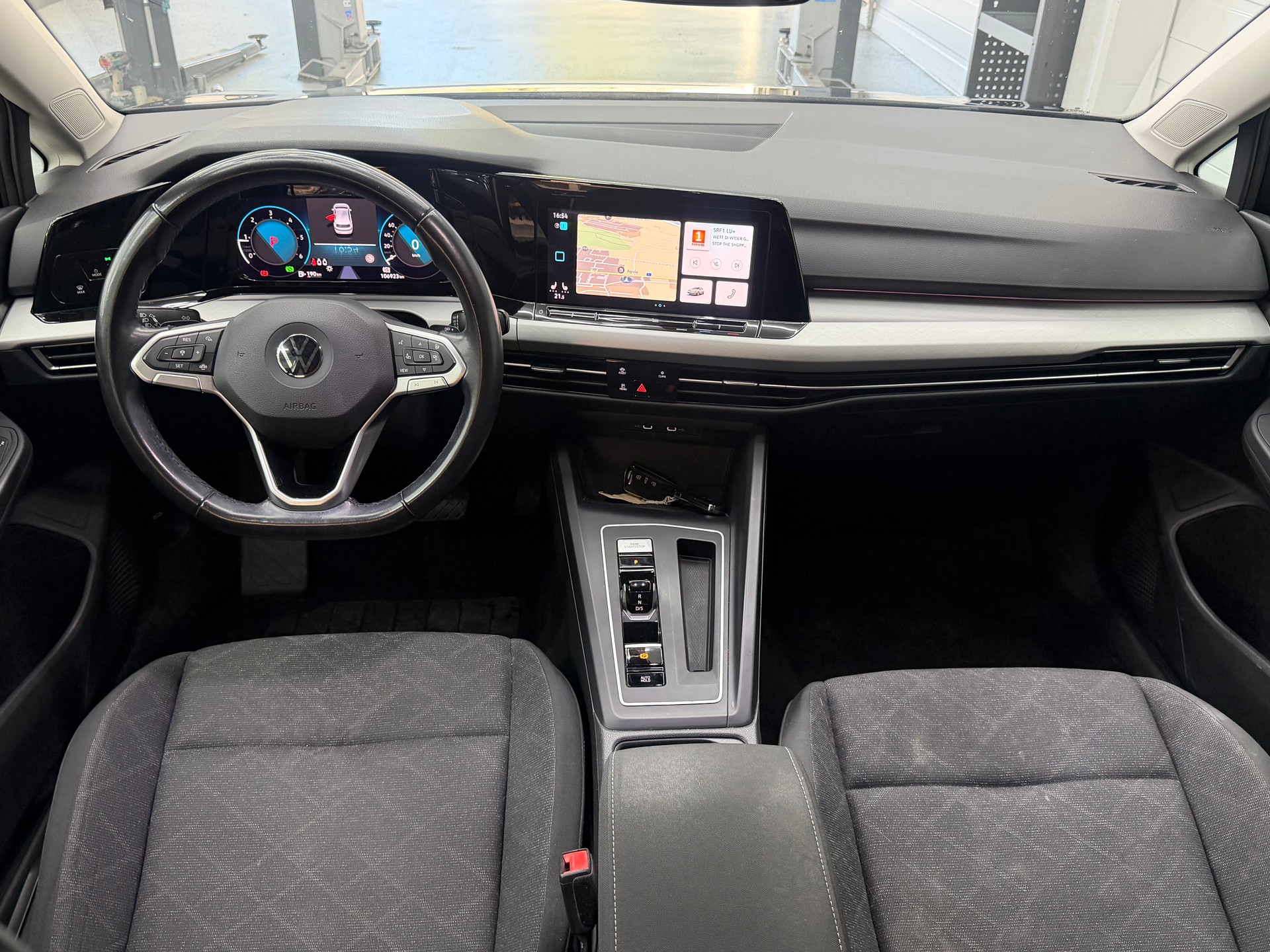VW Golf 2.0 TDI Style DSG-image-7