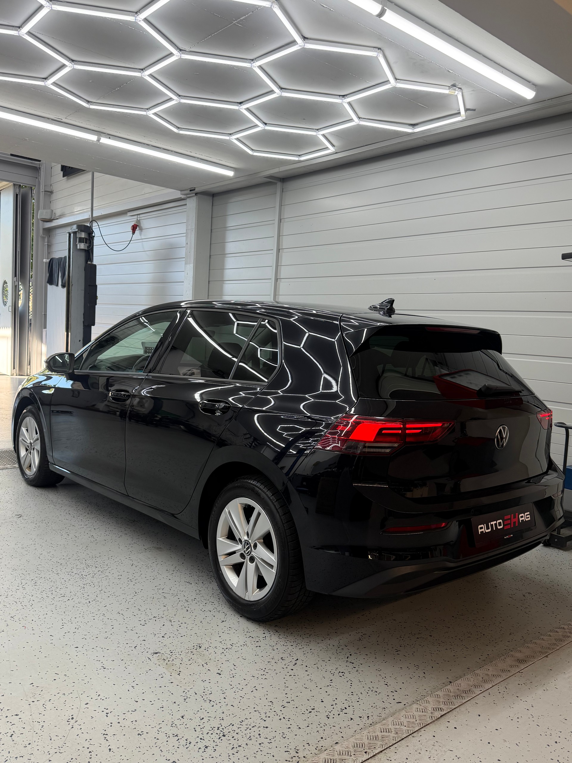 VW Golf 2.0 TDI Style DSG-image-3