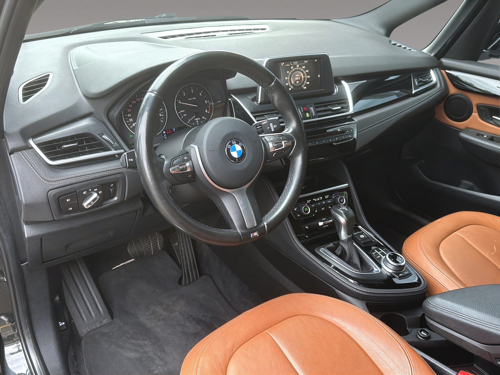 BMW 2er Reihe F46 Gran Tourer 218d-image-7
