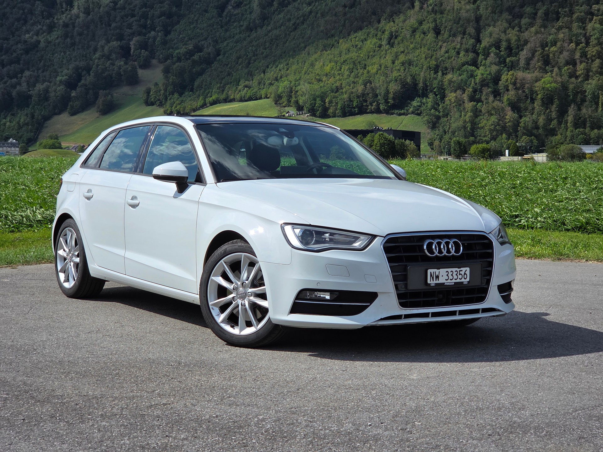 AUDI 1.8 T FSI Ambition S-Tronic-image-0