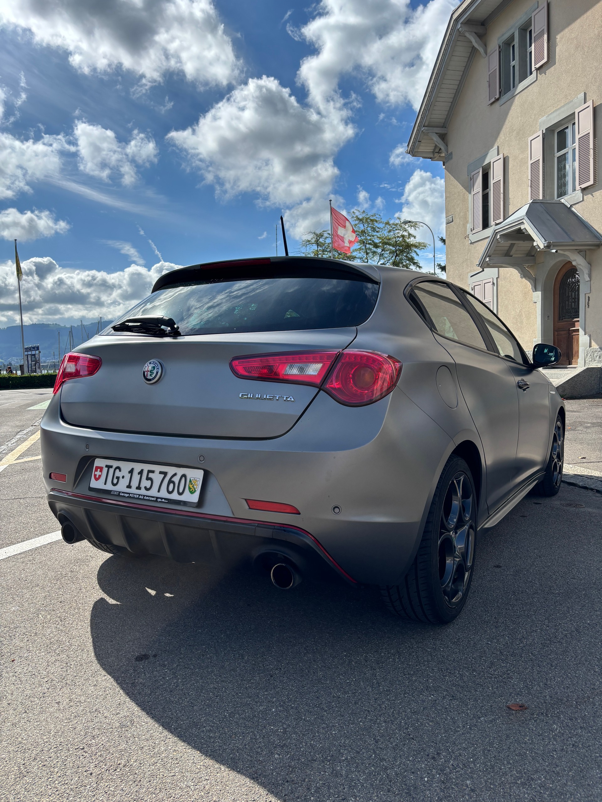 ALFA ROMEO 1750 TBi Veloce TCT-image-1