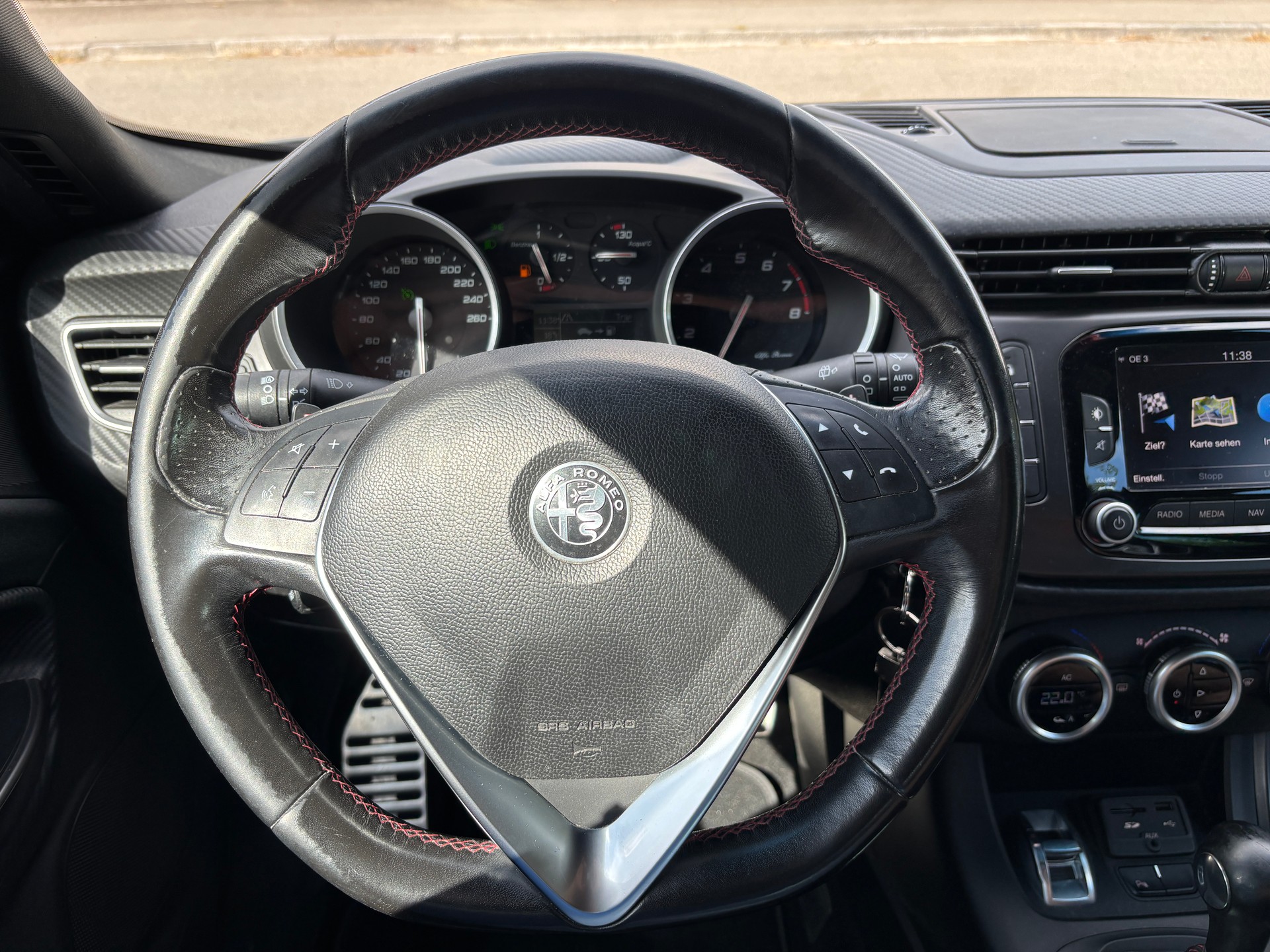 ALFA ROMEO 1750 TBi Veloce TCT-image-3
