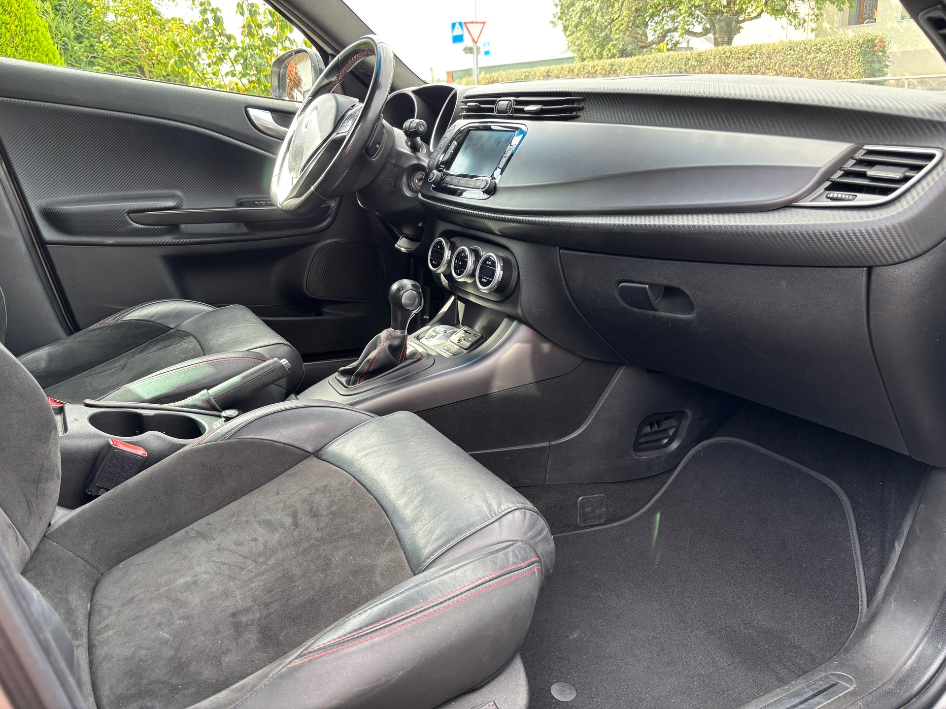 ALFA ROMEO 1750 TBi Veloce TCT-image-5