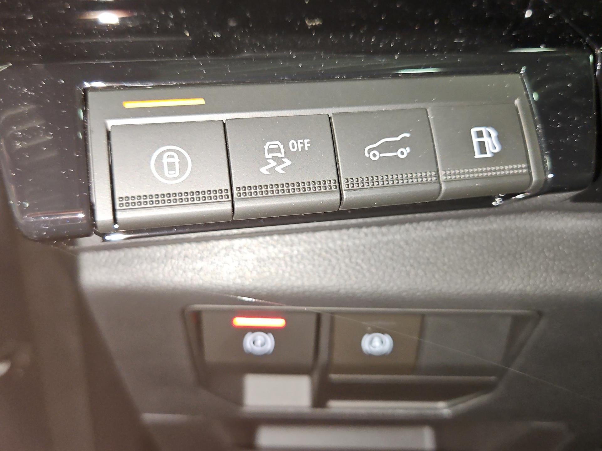 RENAULT Rafale 1.2 E-Tech Plug-in Hybrid 300 4x4 Esprit Alpine-image-21