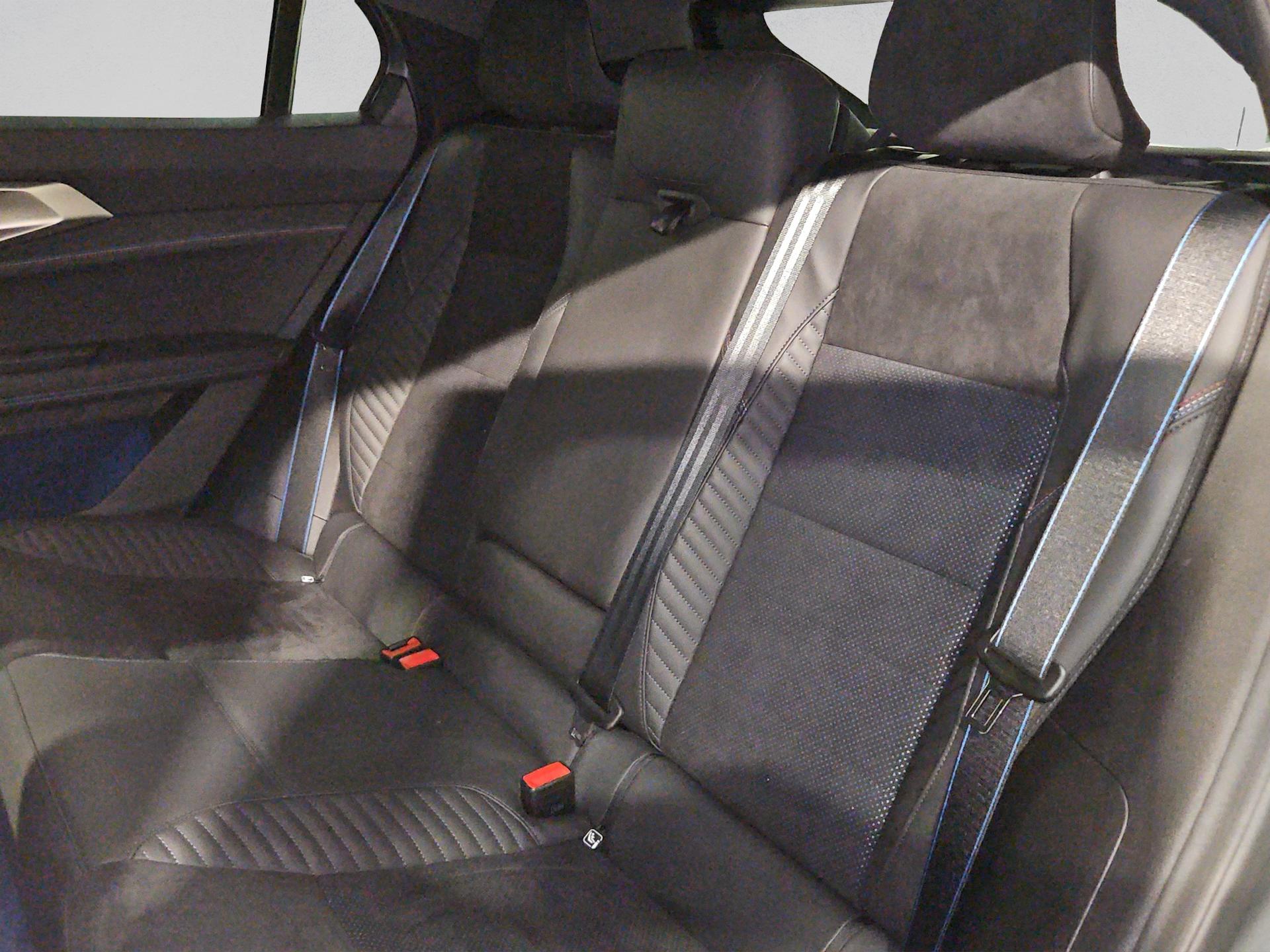 RENAULT Rafale 1.2 E-Tech Plug-in Hybrid 300 4x4 Esprit Alpine-image-14