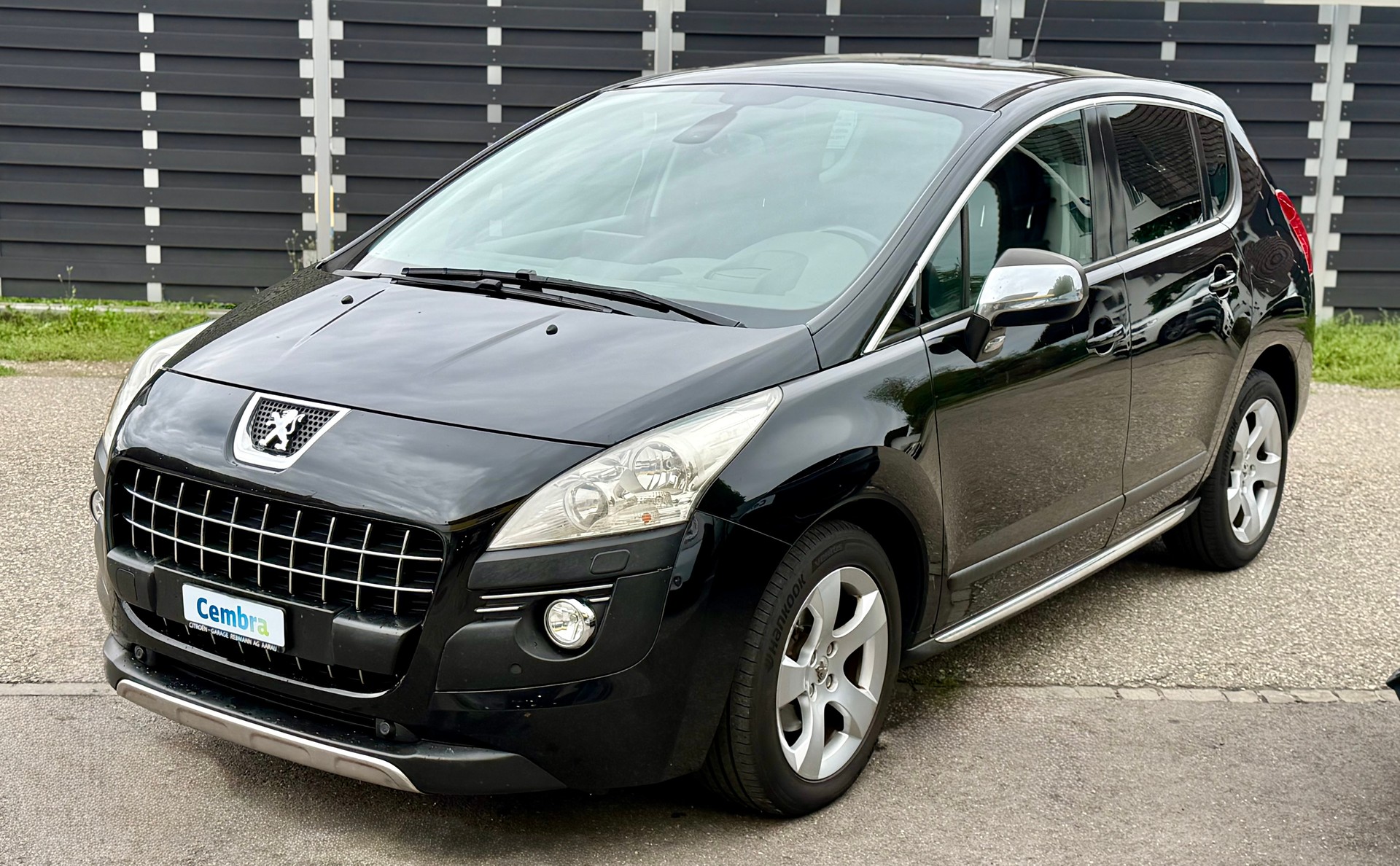 PEUGEOT 3008 1.6 16V T Platinum Tiptronic-image-2