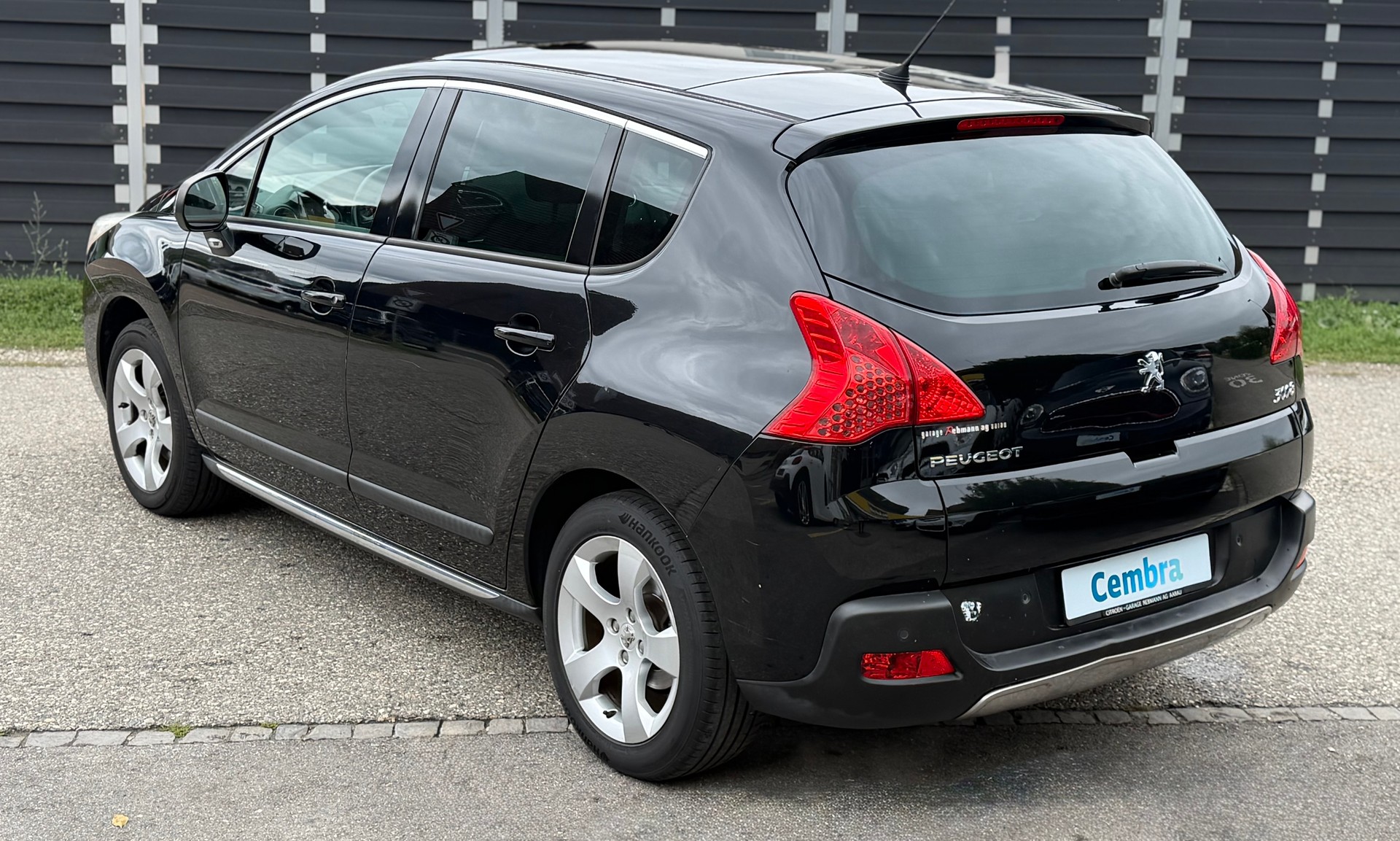 PEUGEOT 3008 1.6 16V T Platinum Tiptronic-image-3