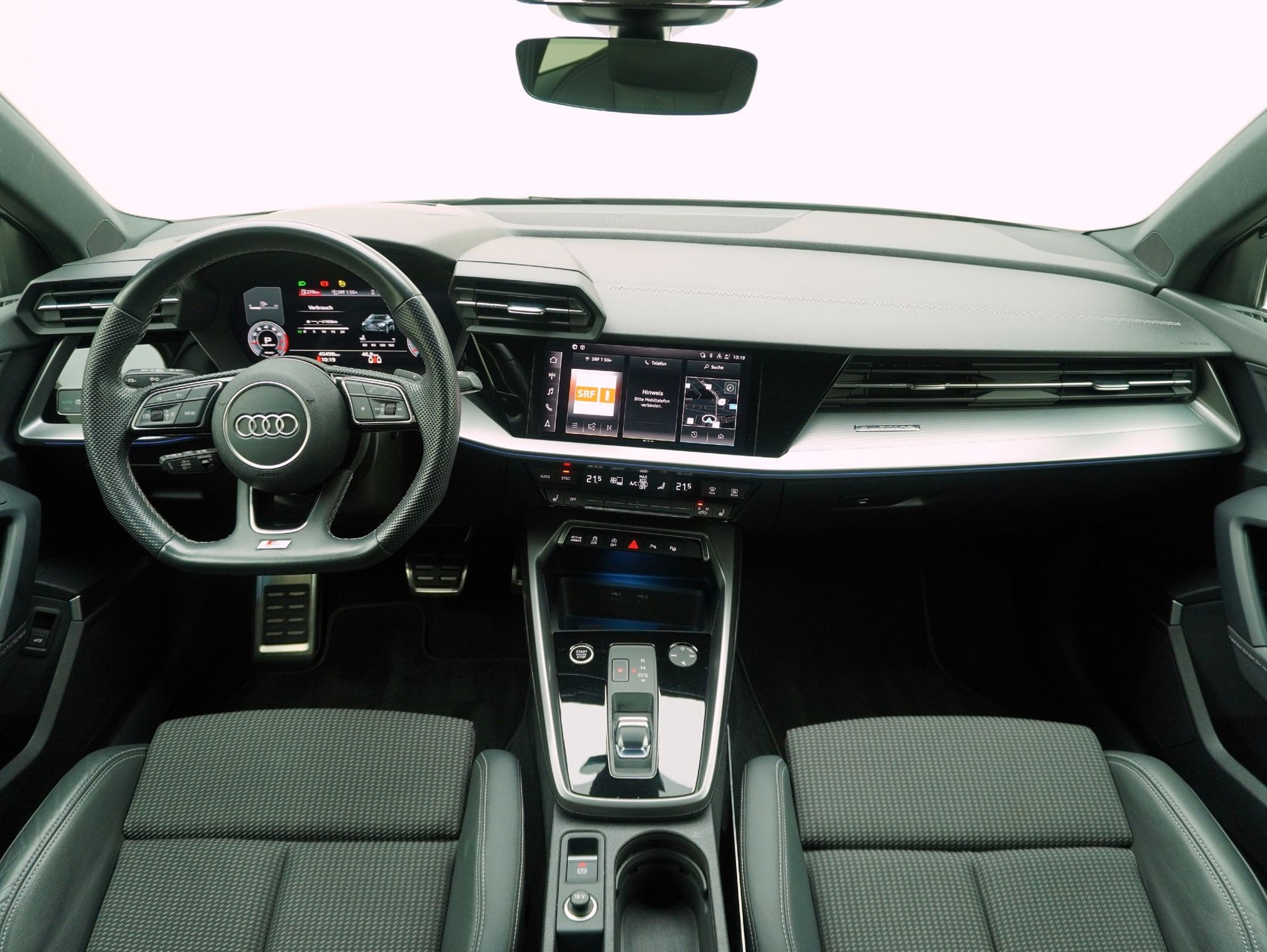 AUDI A3 Sportback 40 TFSI S Line quattro S-Tronic-image-12