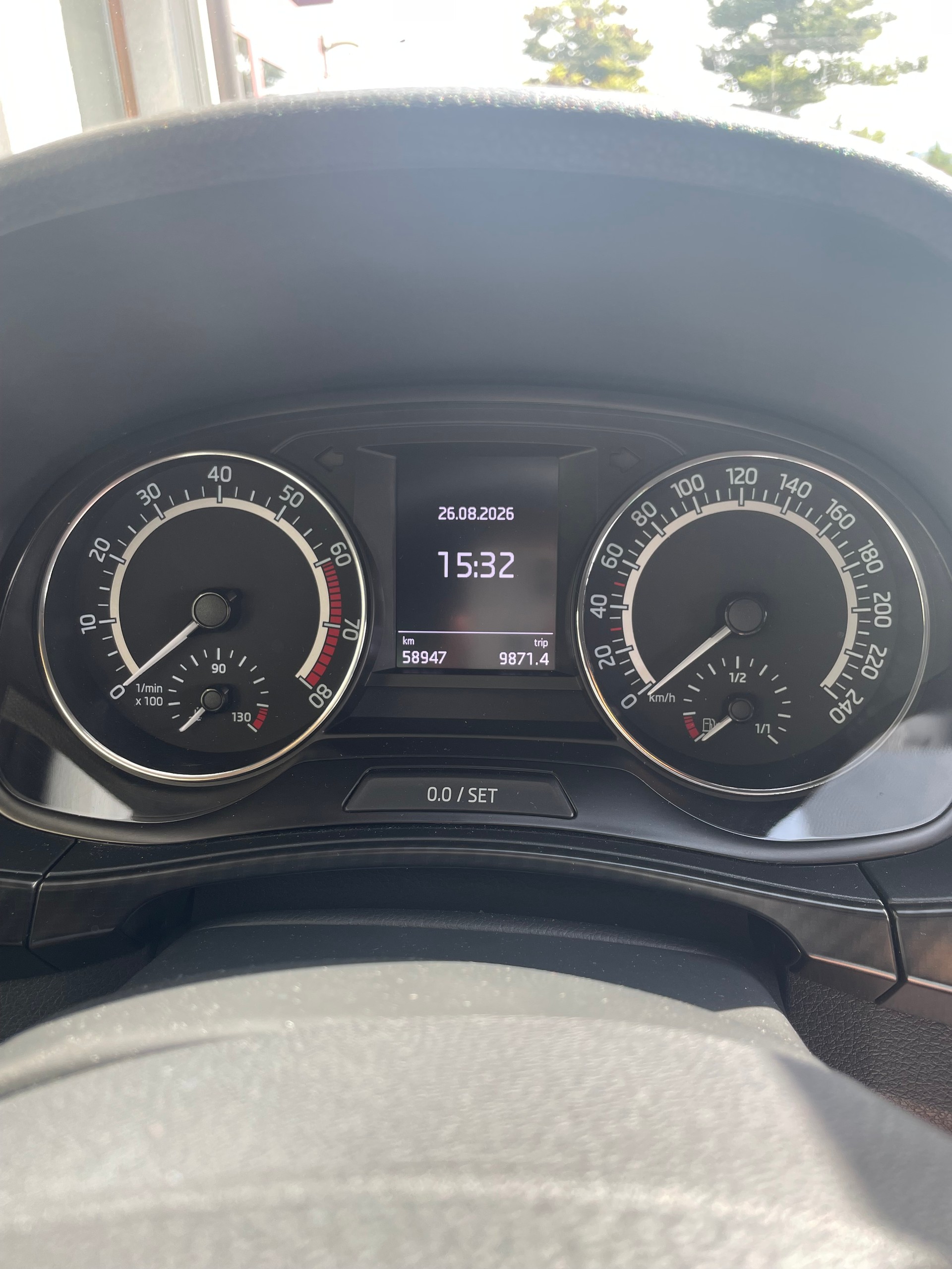 SKODA Fabia 1.0 TSI Monte Carlo-image-4