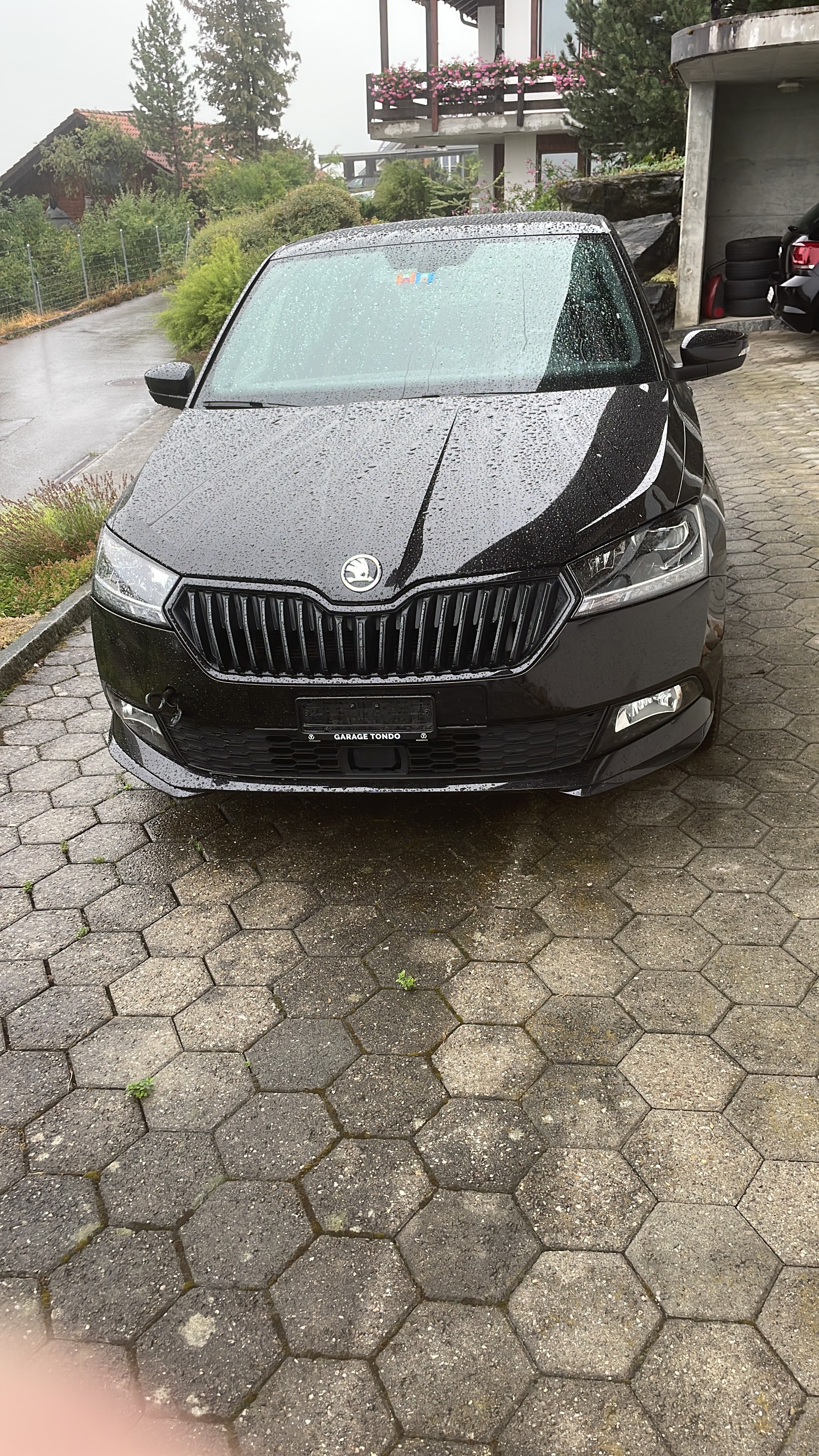 SKODA Fabia 1.0 TSI Monte Carlo-image-1